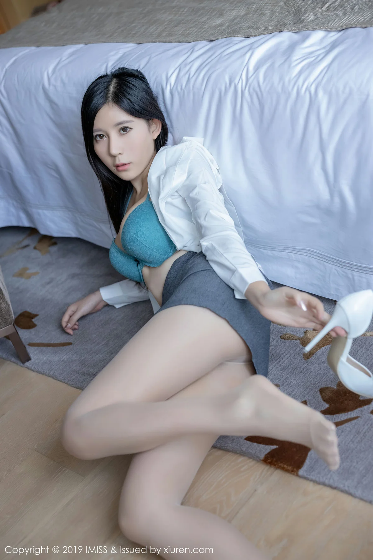 IMiss 爱蜜社 Vol.409 性感秘书写真 nova李雅 - 21