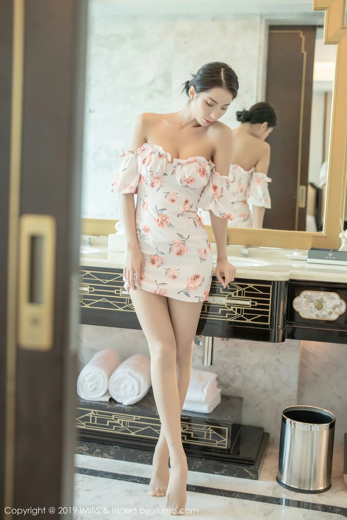 IMiss 爱蜜社 Vol.416 Carry 丝袜美腿写真 - 33