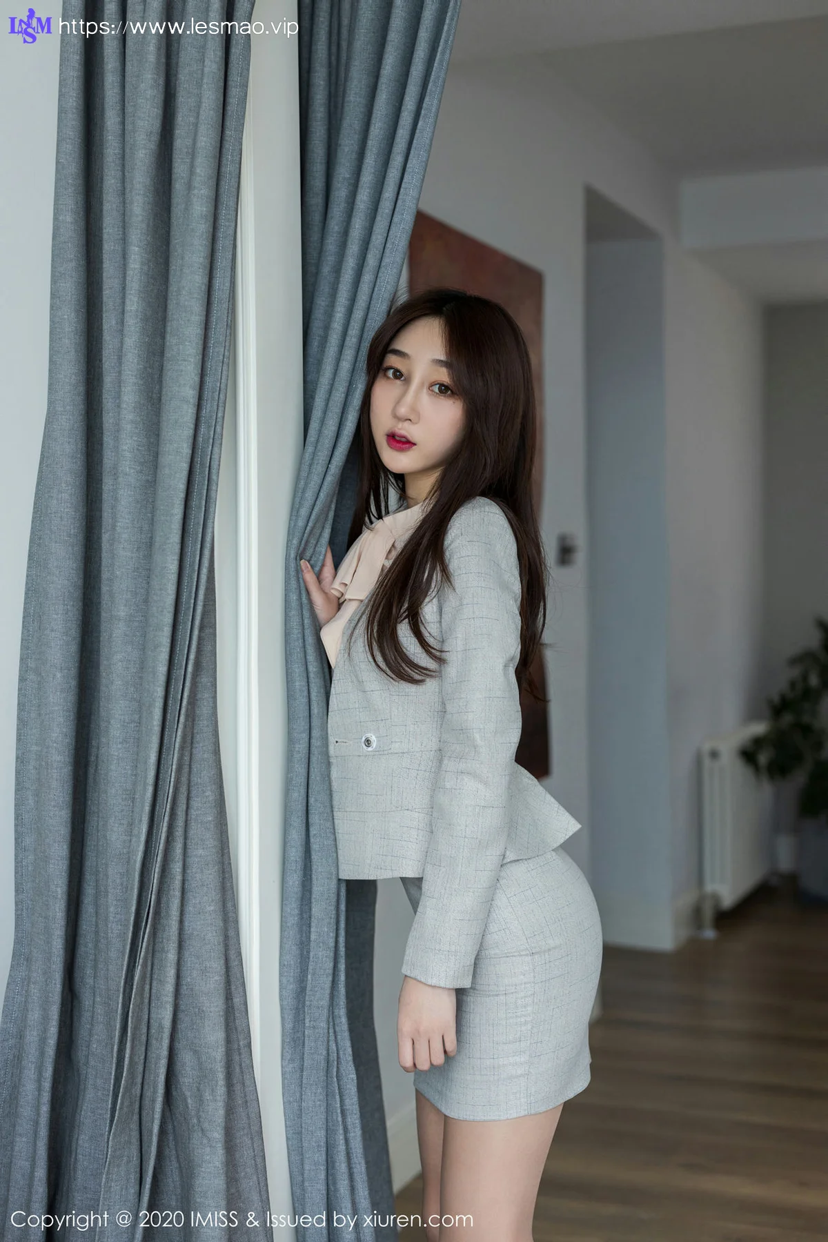 IMiss 爱蜜社 Vol.435 秘书职业装 小九月 性感写真 - 9