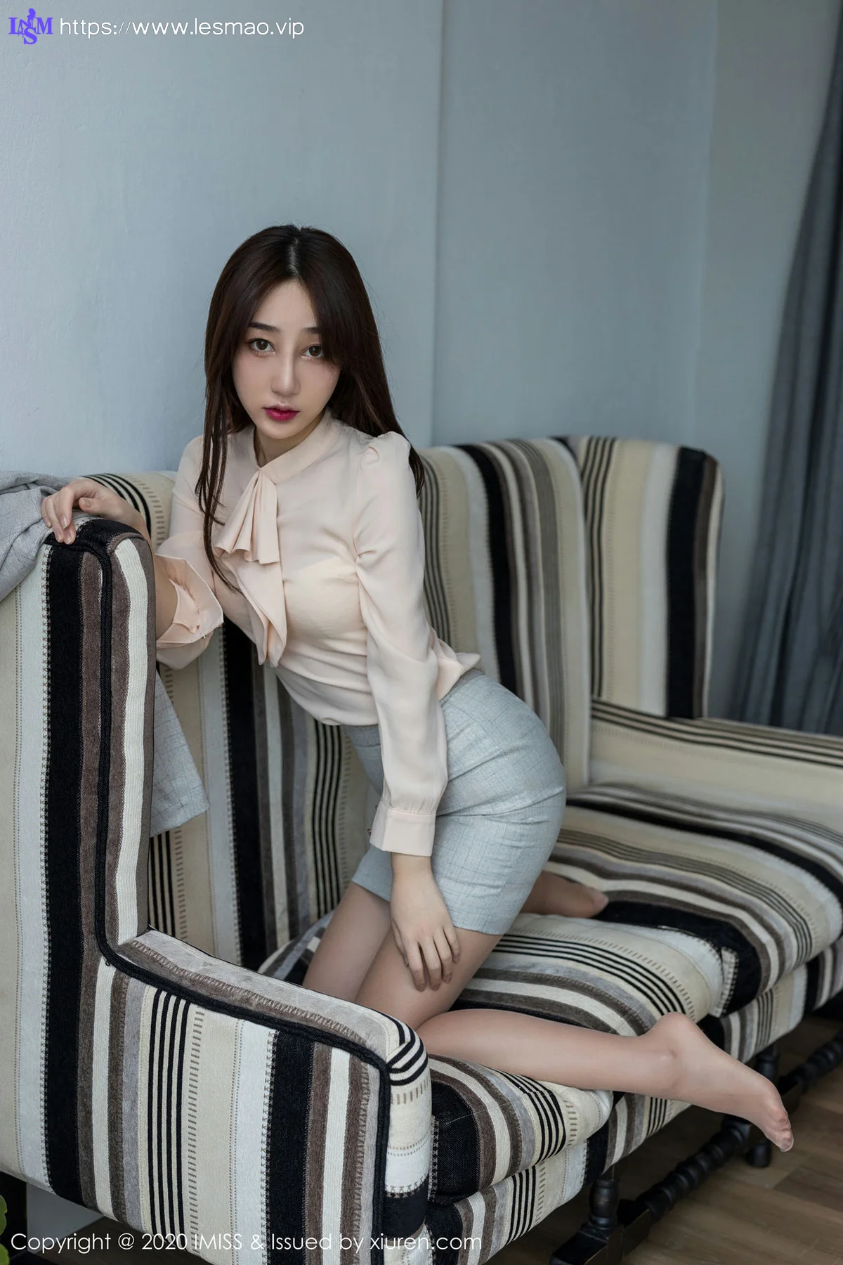 IMiss 爱蜜社 Vol.435 秘书职业装 小九月 性感写真 - 22