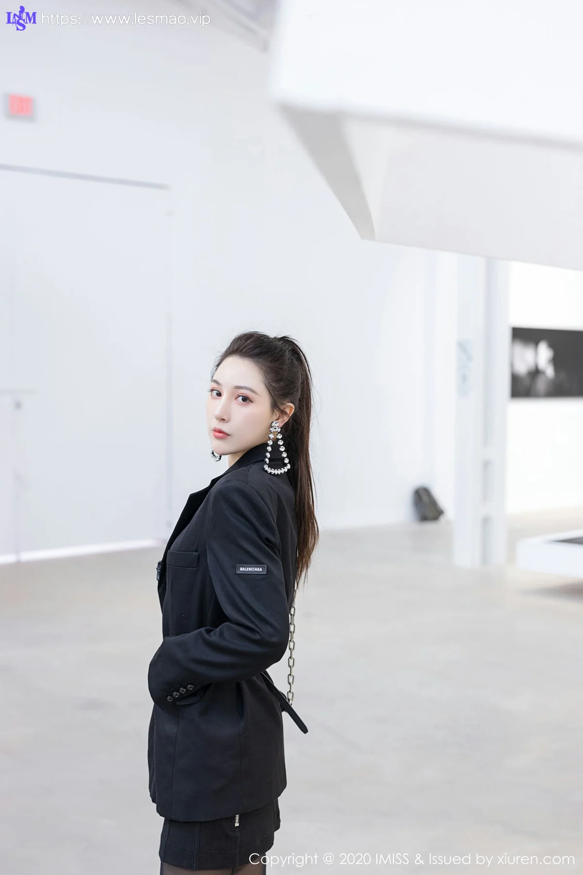 IMiss 爱蜜社 Vol.443 气质女神 Lynn刘奕宁 性感写真 - 15