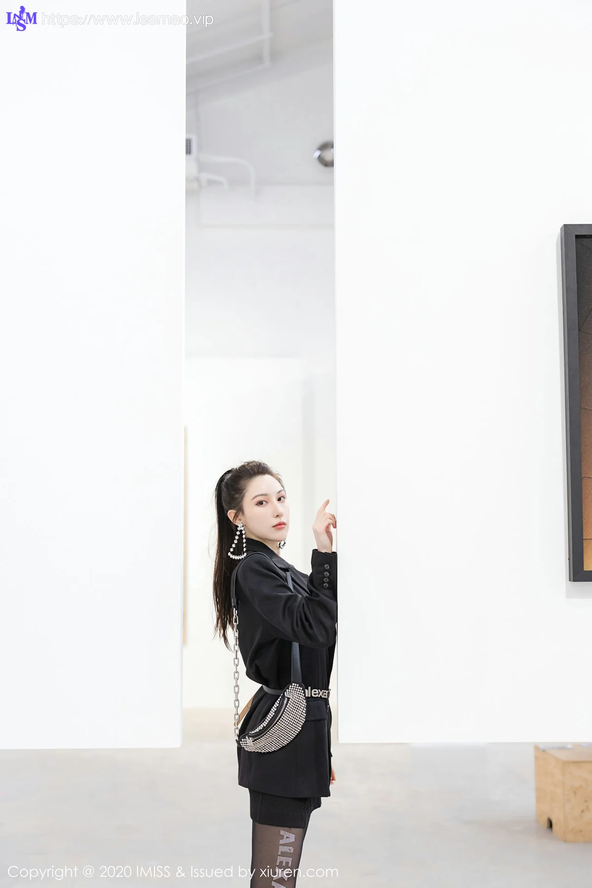 IMiss 爱蜜社 Vol.443 气质女神 Lynn刘奕宁 性感写真 - 28