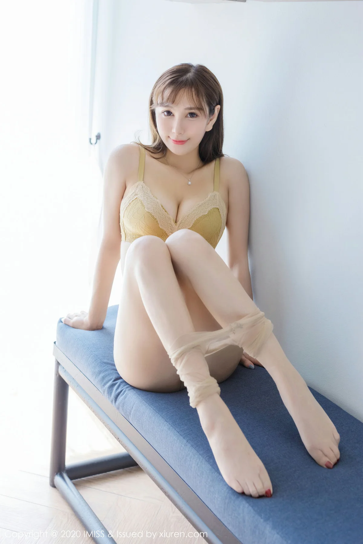 IMiss 爱蜜社 Vol.449 暗黑朦胧丝袜 Lavinia肉肉 泰国清迈旅拍 - 40