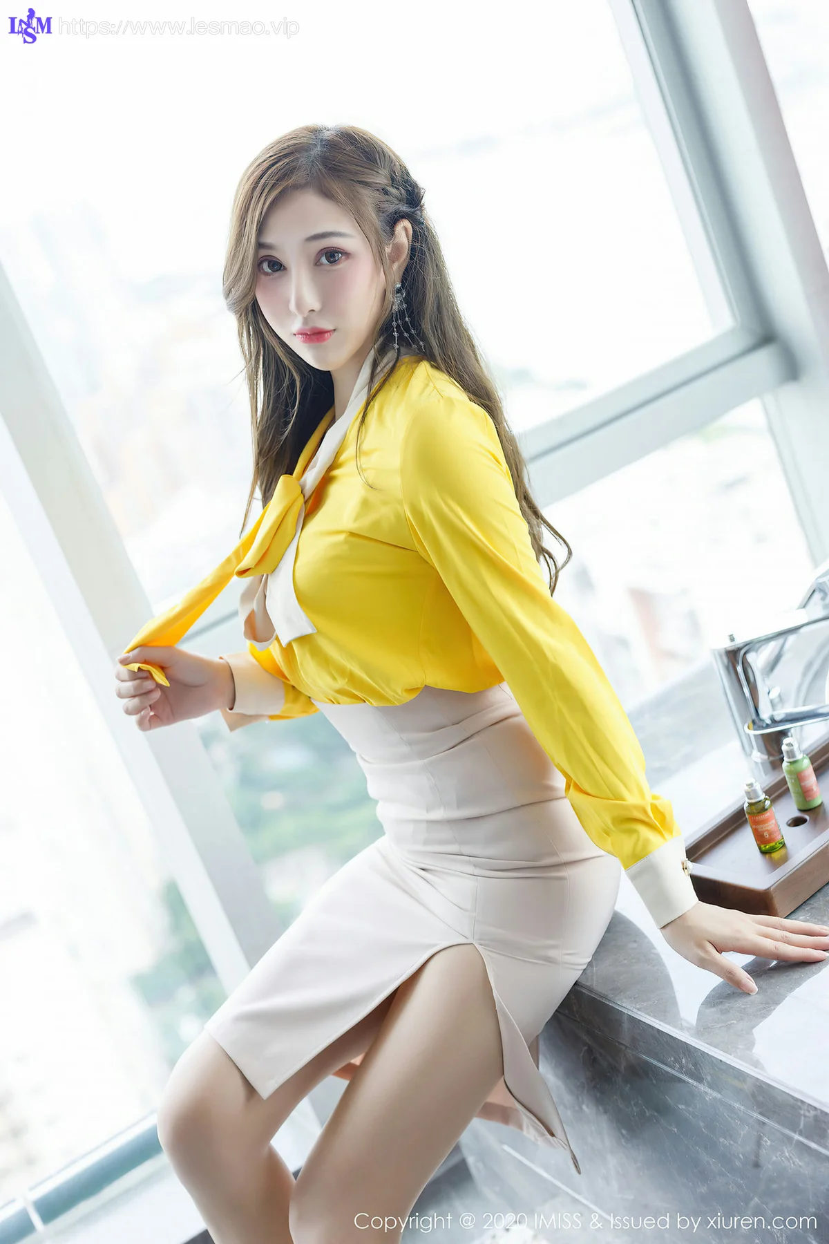 IMiss 爱蜜社 Vol.494 华丽典雅气质美女 lavinia肉肉 - 11