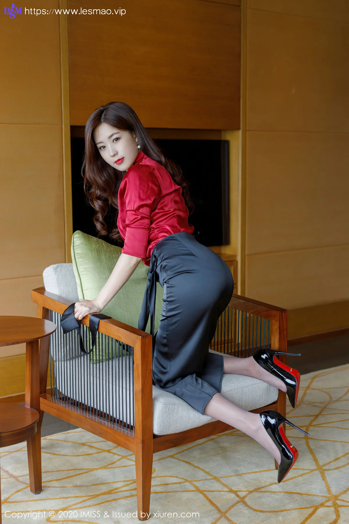 IMiss 爱蜜社 Vol.502 杨紫嫣cynthia 典雅礼裙魅惑丝袜 - 15