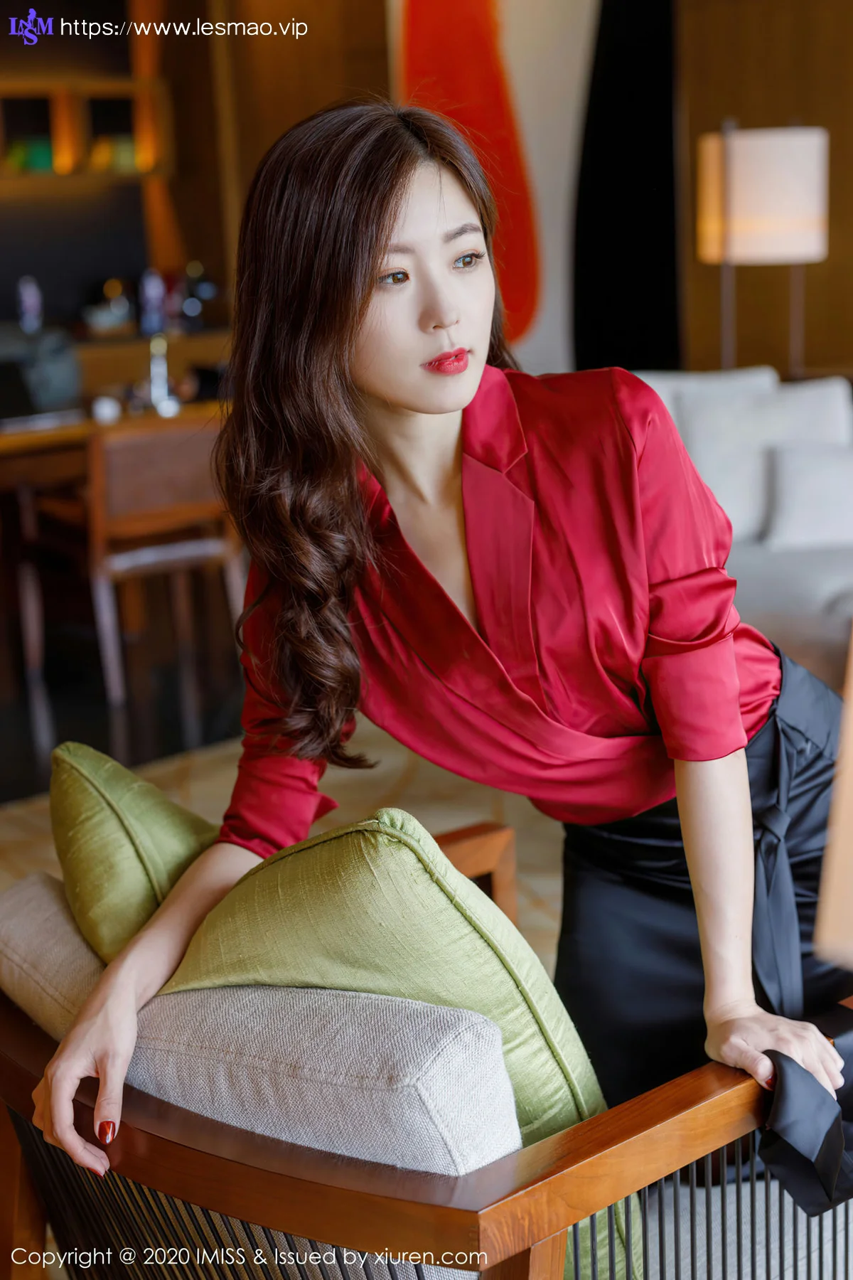 IMiss 爱蜜社 Vol.502 杨紫嫣cynthia 典雅礼裙魅惑丝袜 - 17