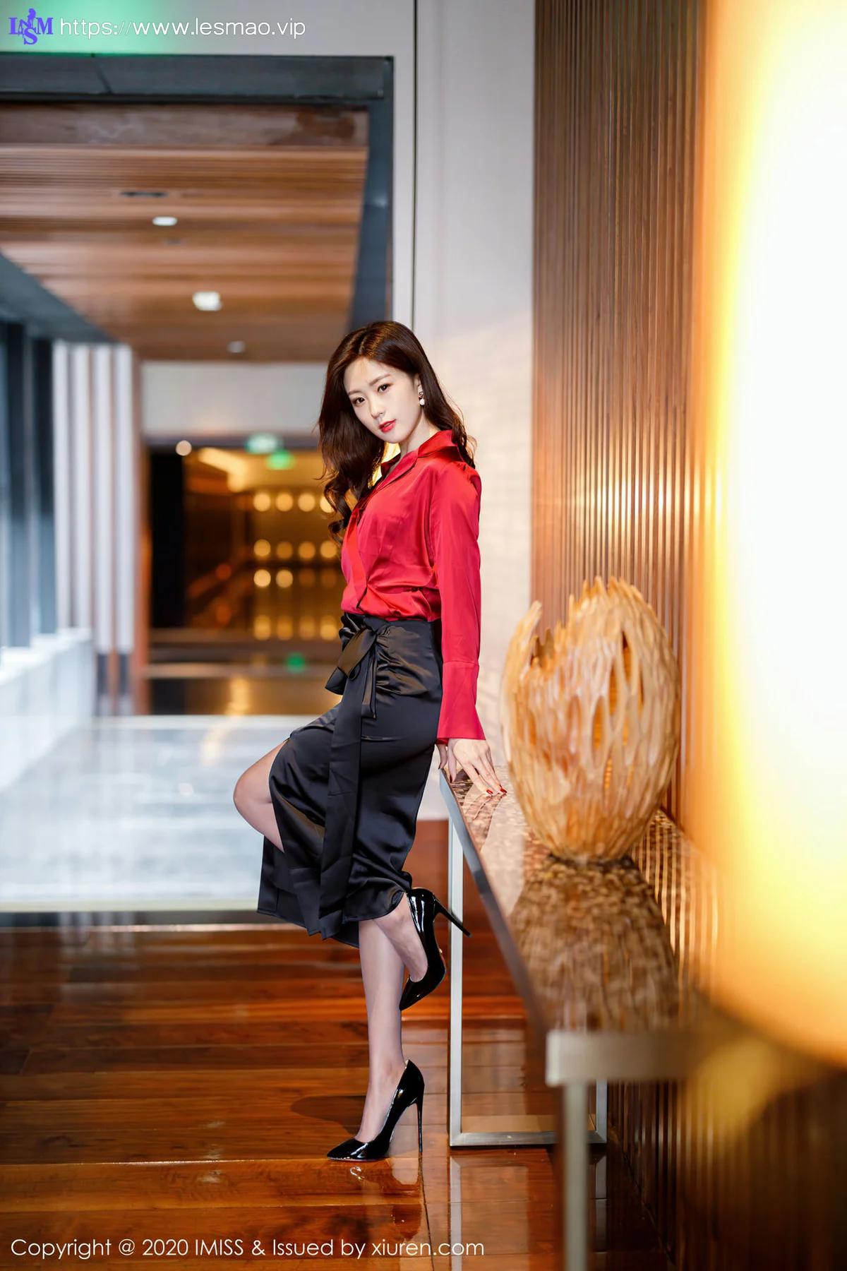 IMiss 爱蜜社 Vol.502 杨紫嫣cynthia 典雅礼裙魅惑丝袜 - 23