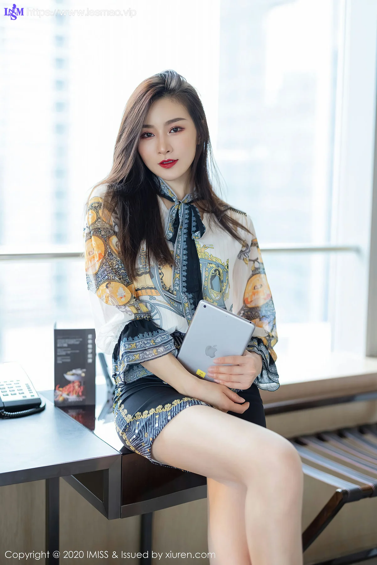 IMiss 爱蜜社 Vol.525 vanessa 丝袜美腿写真肤白如玉 - 12