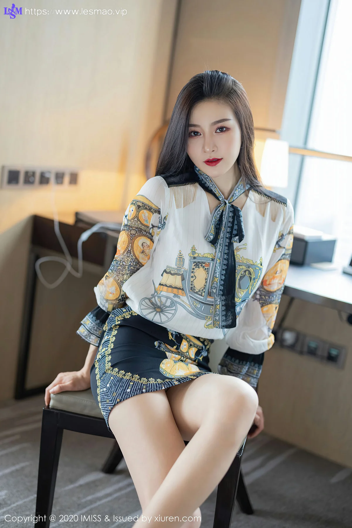 IMiss 爱蜜社 Vol.525 vanessa 丝袜美腿写真肤白如玉 - 21