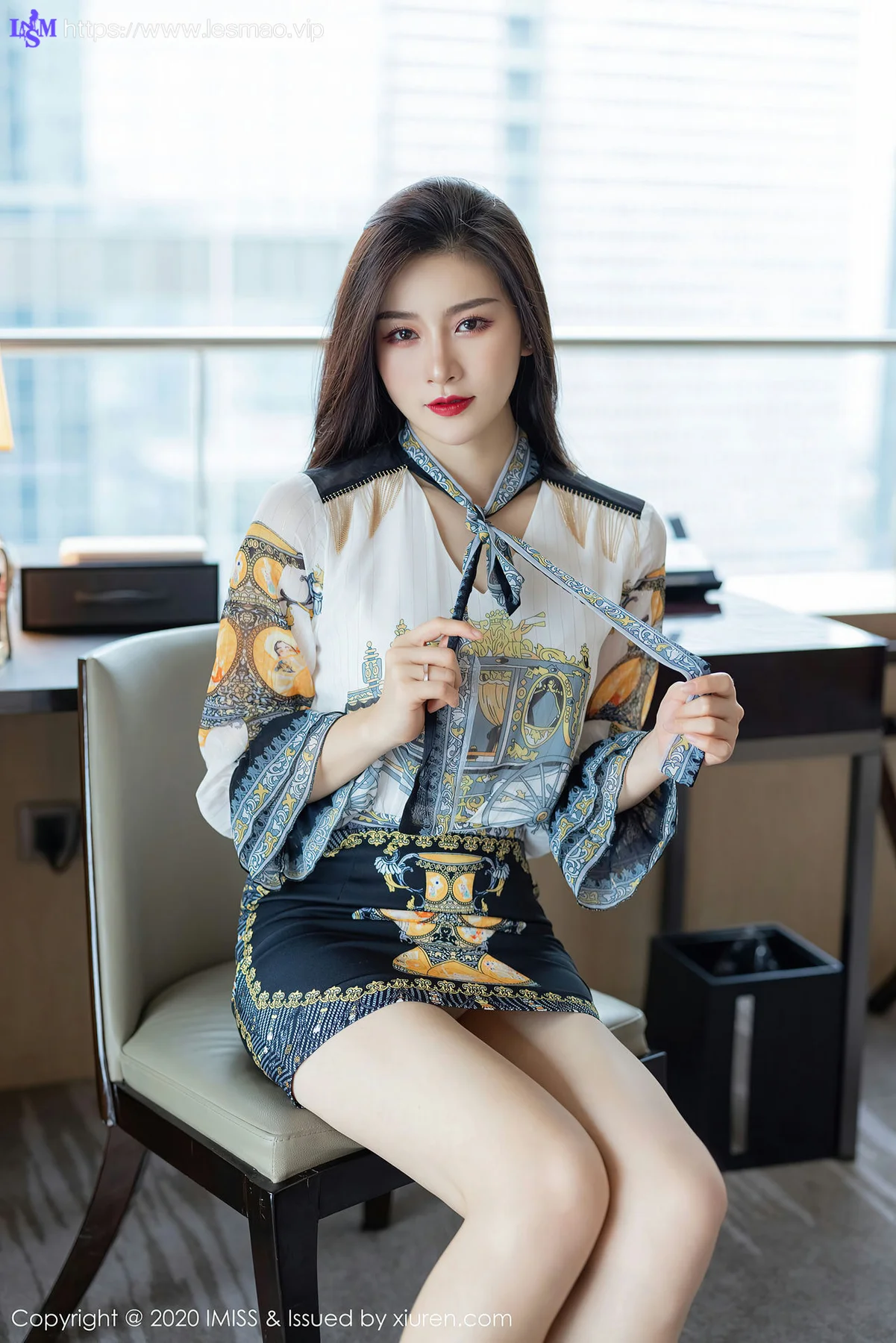 IMiss 爱蜜社 Vol.525 vanessa 丝袜美腿写真肤白如玉 - 31