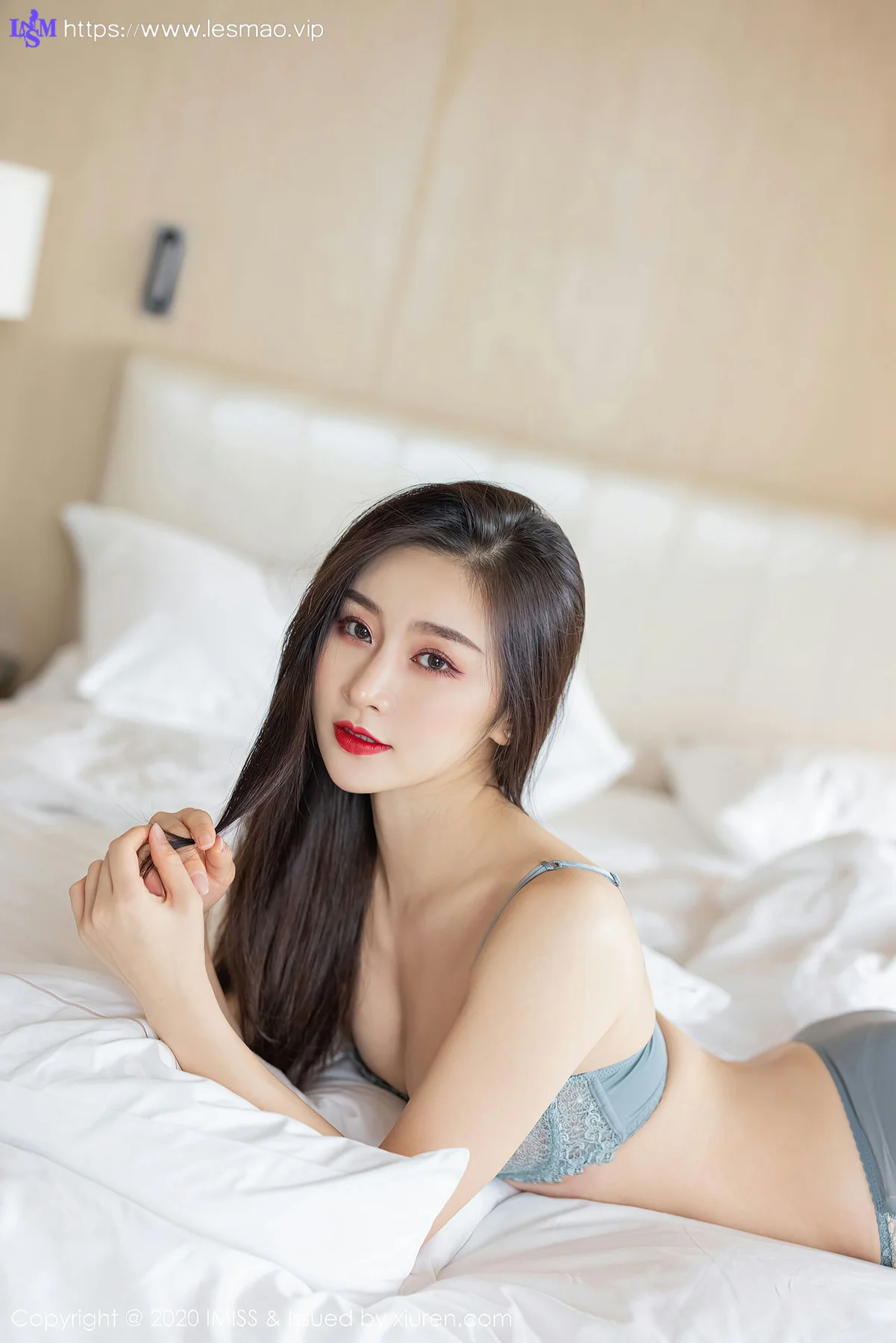 IMiss 爱蜜社 Vol.528 vanessa 经典职场制服娇媚容颜 - 65