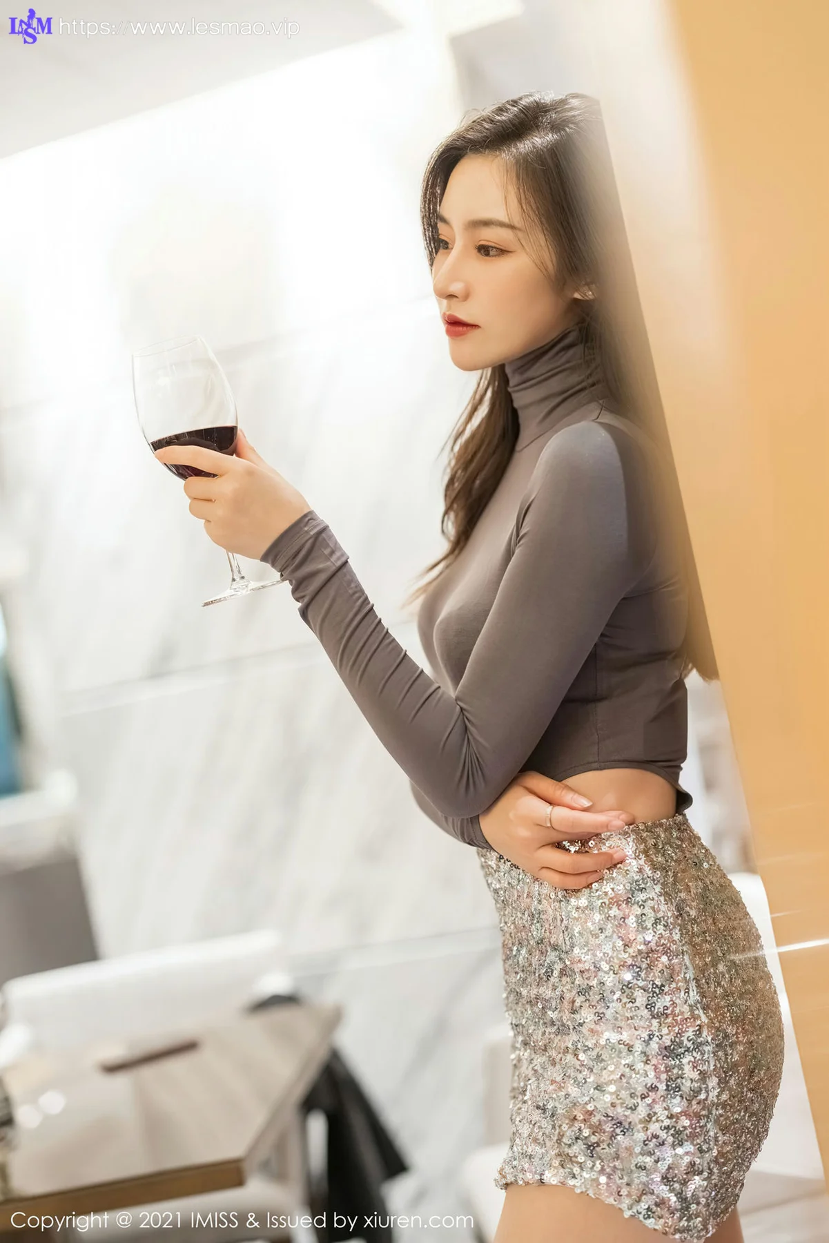 IMiss 爱蜜社 Vol.540 丝袜美腿都市OL Vanessa - 16