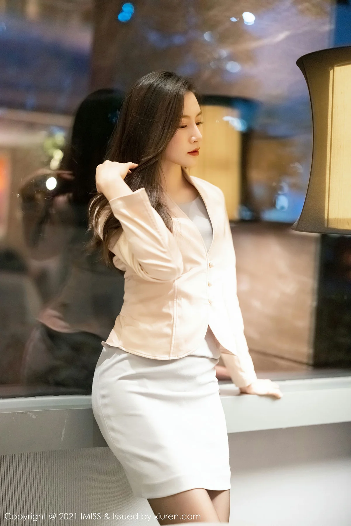IMiss 爱蜜社 Vol.552 职场白皙美腿 Vanessa - 31