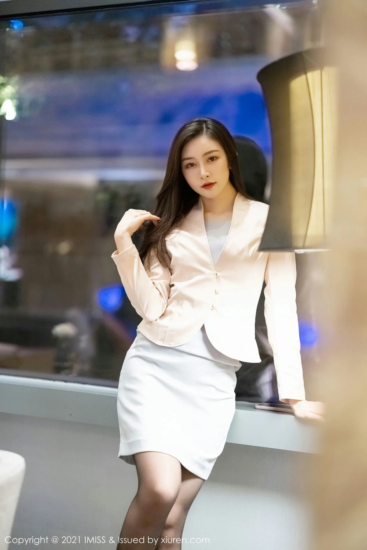 IMiss 爱蜜社 Vol.552 职场白皙美腿 Vanessa - 32