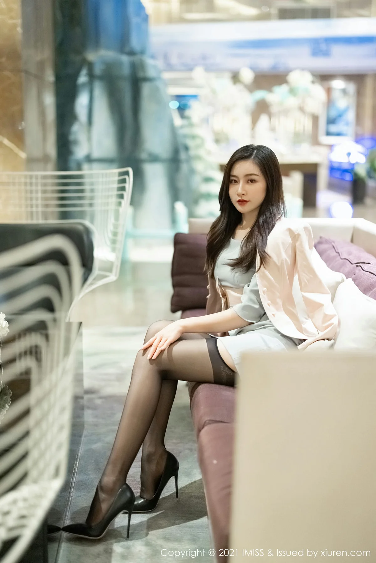 IMiss 爱蜜社 Vol.552 职场白皙美腿 Vanessa - 44