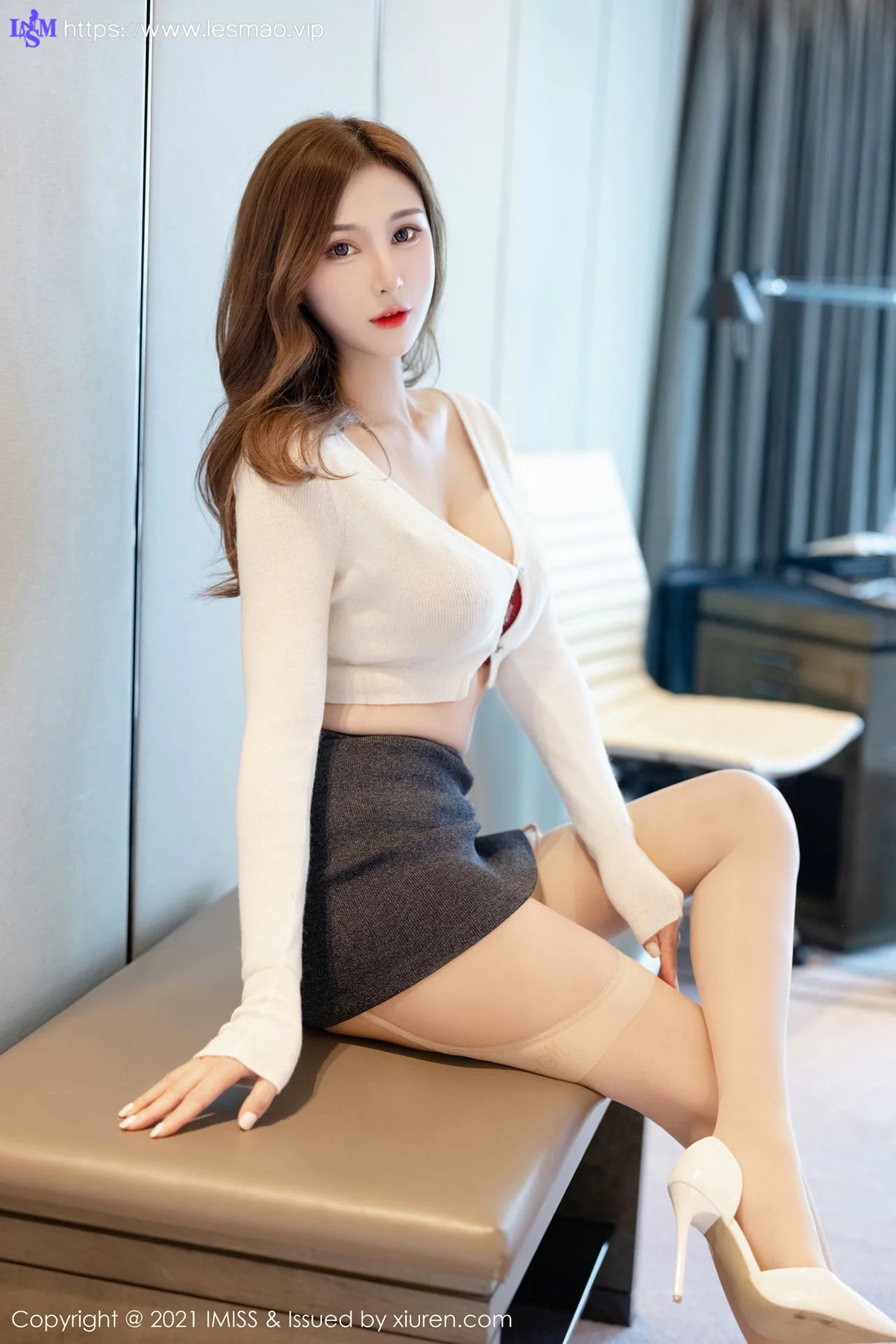 IMiss 爱蜜社 Vol.555 娇艳俏丽 lavinia肉肉 淡雅都市ol - 20