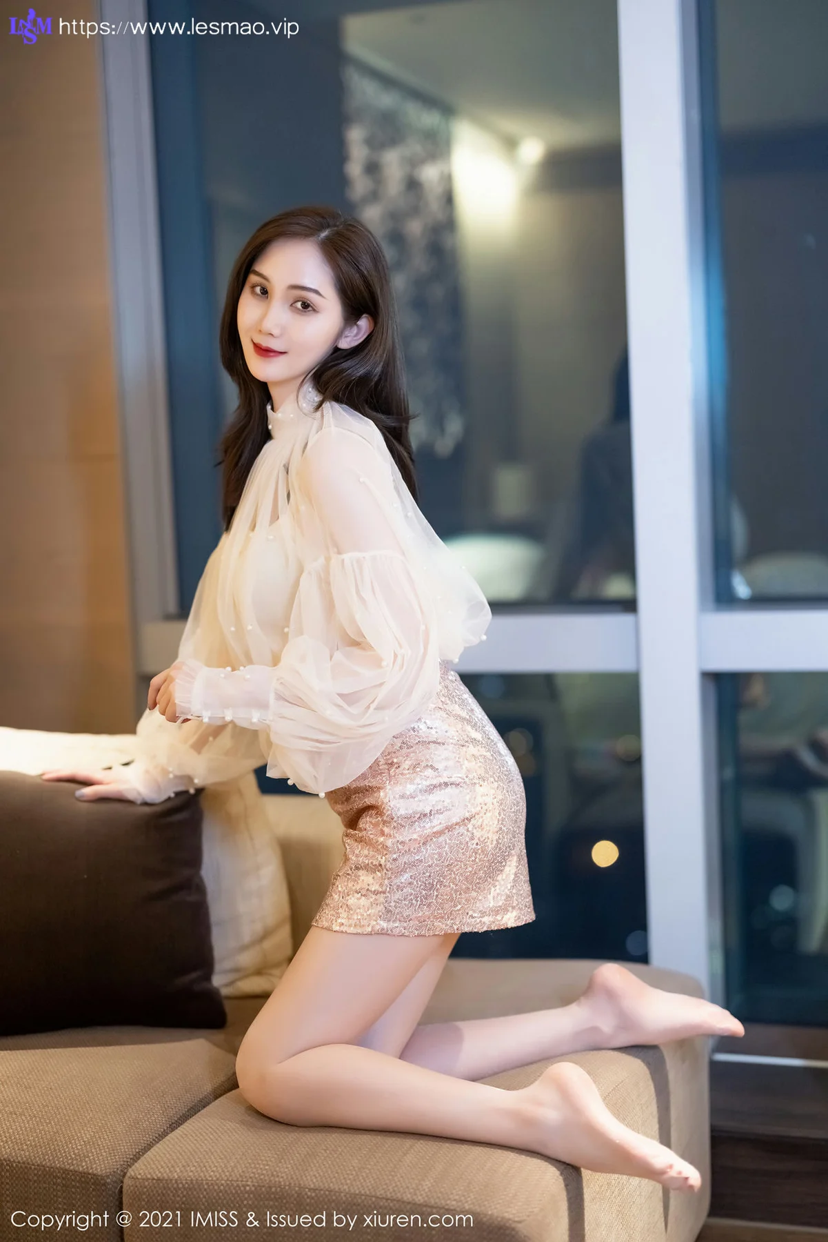 IMiss 爱蜜社 Vol.567 极致丝足系列 SISY思 最新性感写真 - 24