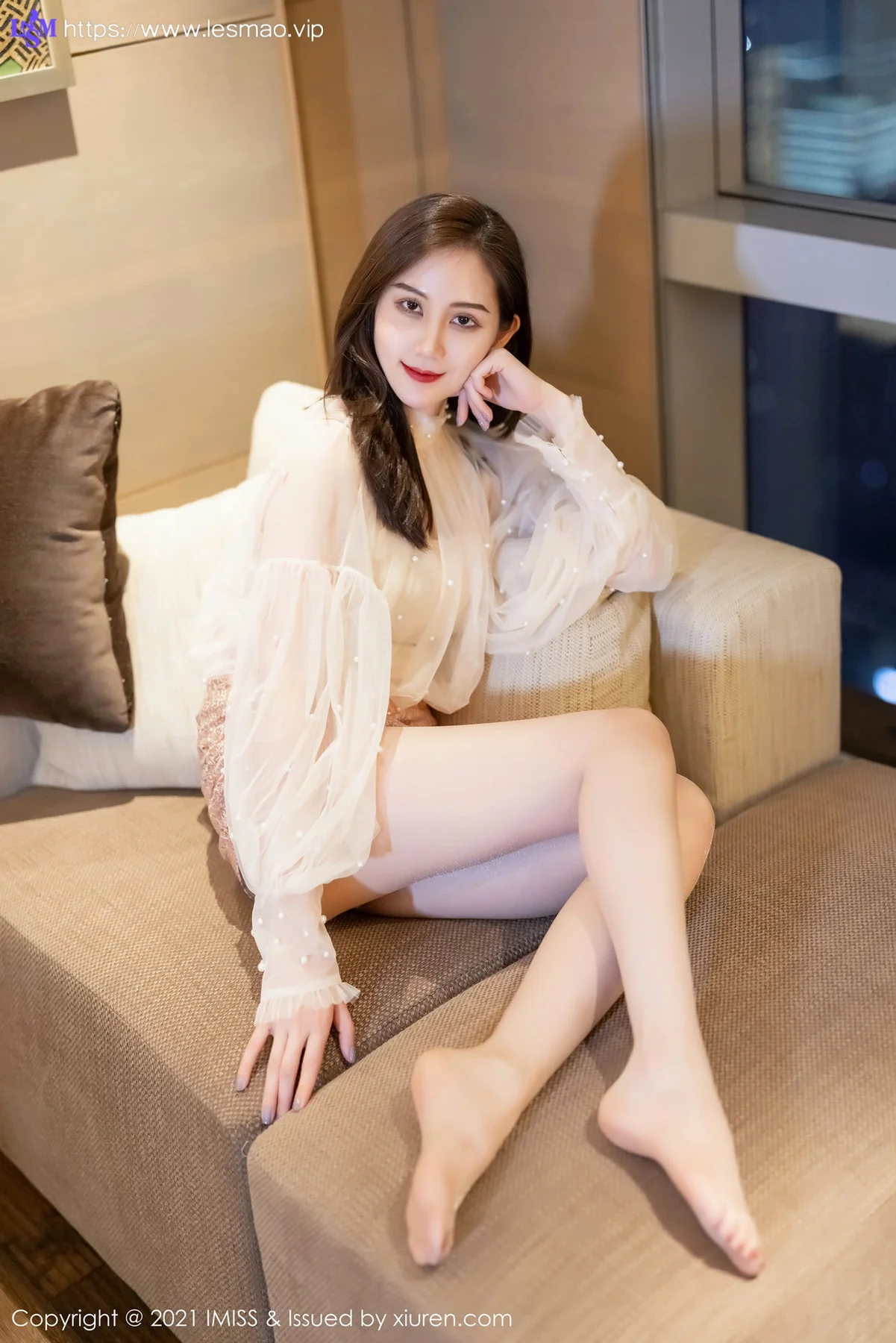 IMiss 爱蜜社 Vol.567 极致丝足系列 SISY思 最新性感写真 - 28