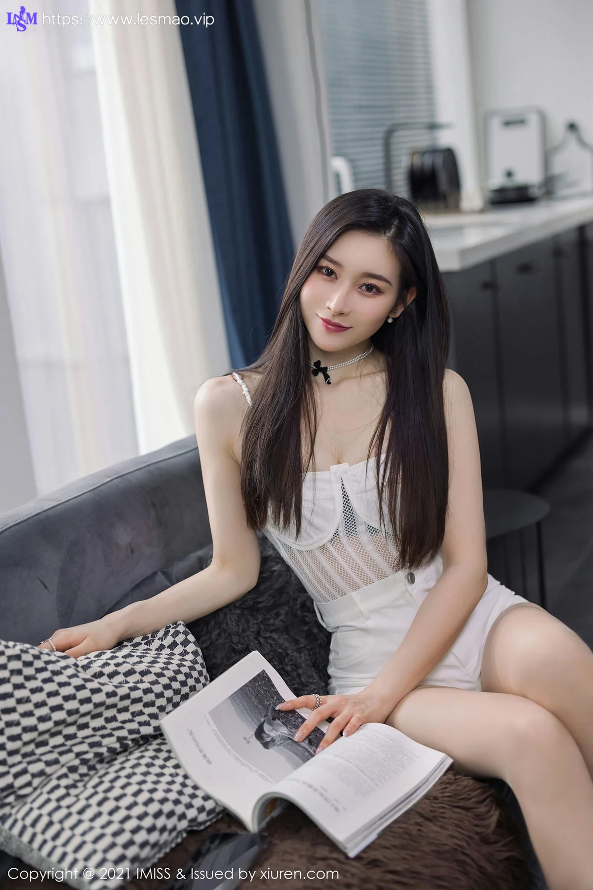 IMiss 爱蜜社 Vol.569 气质美女 Vanessa 时尚动人的街拍 - 20