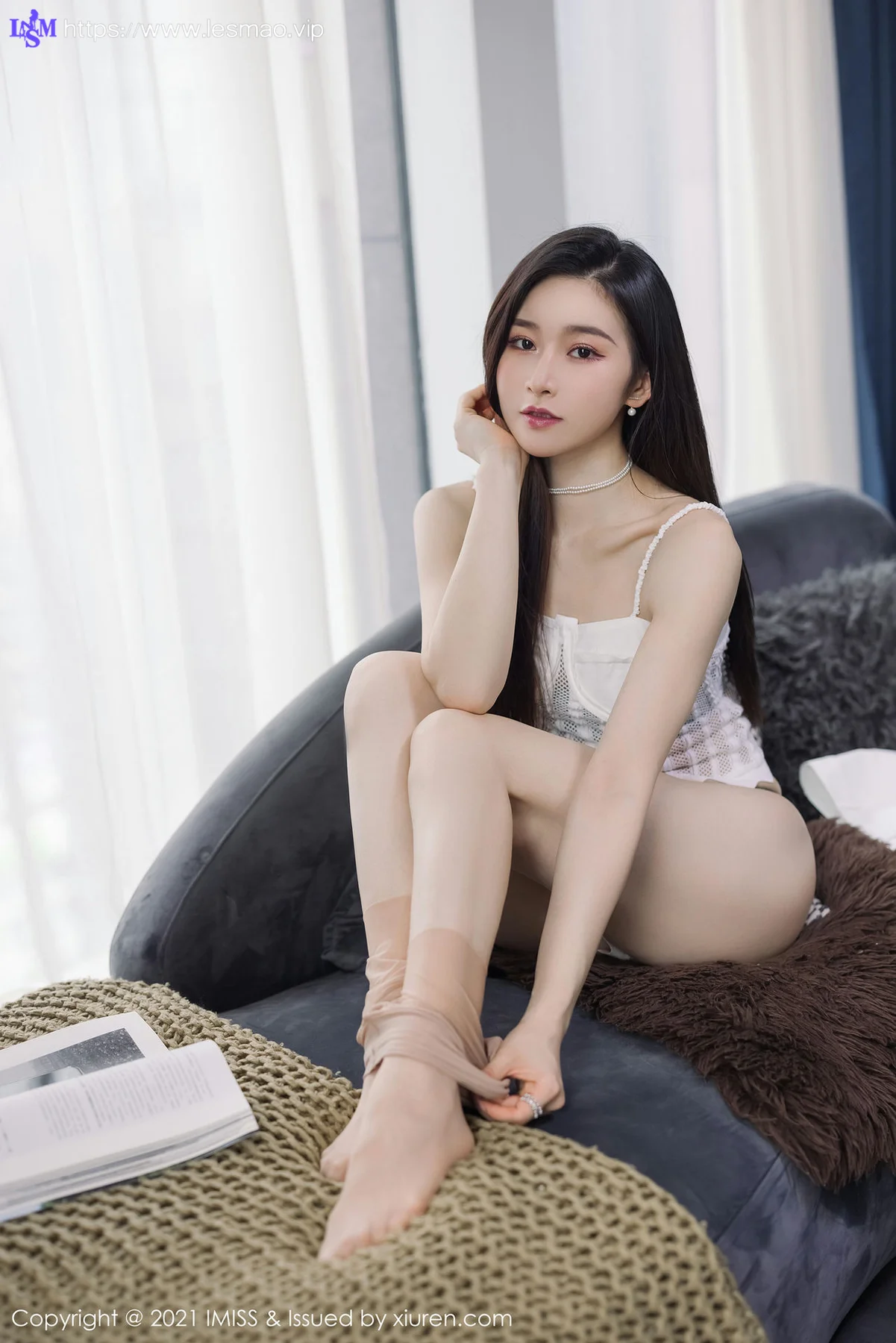 IMiss 爱蜜社 Vol.569 气质美女 Vanessa 时尚动人的街拍 - 38