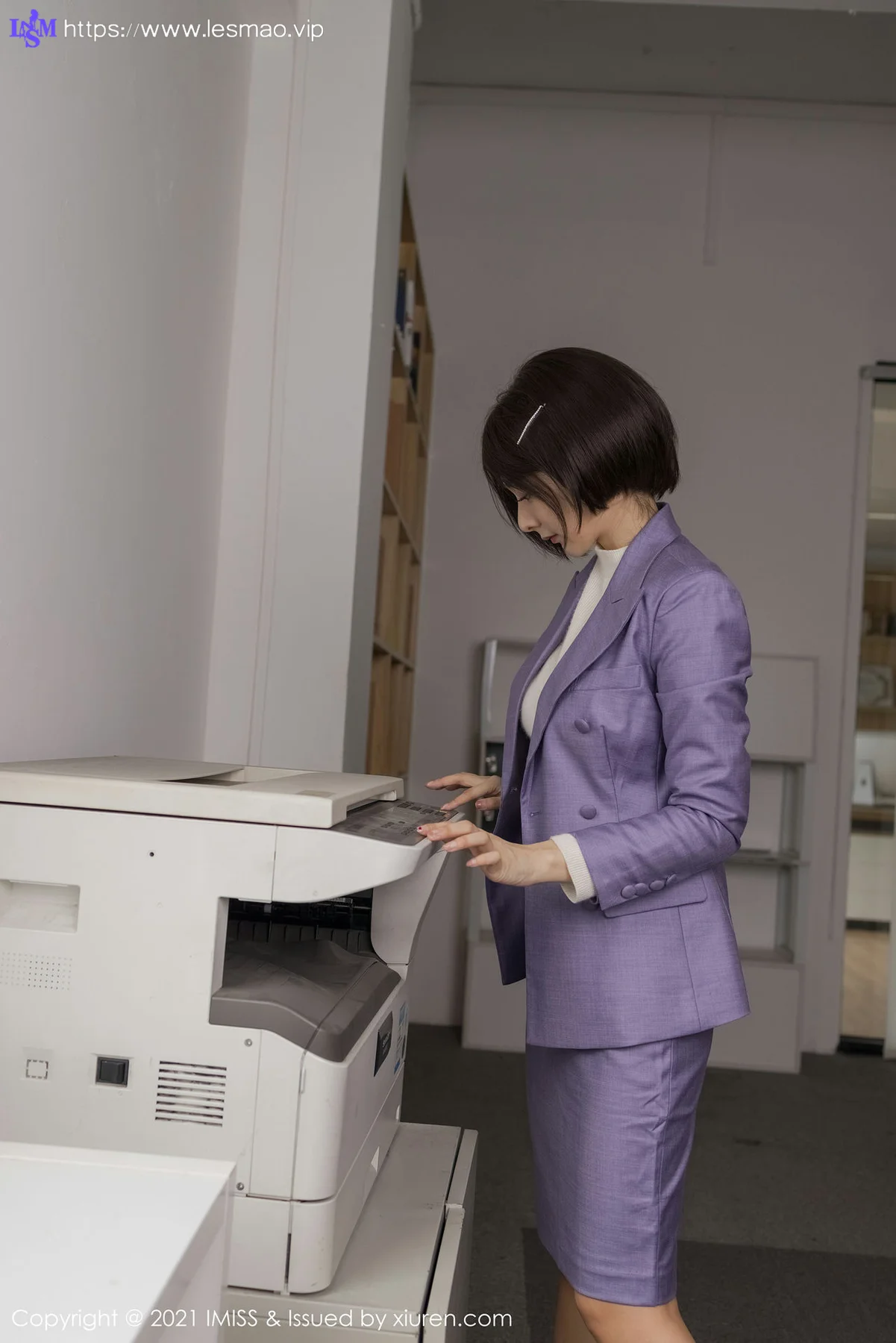 IMiss 爱蜜社 Vol.578 办公室实景 Angela00 制服ol写真 - 13