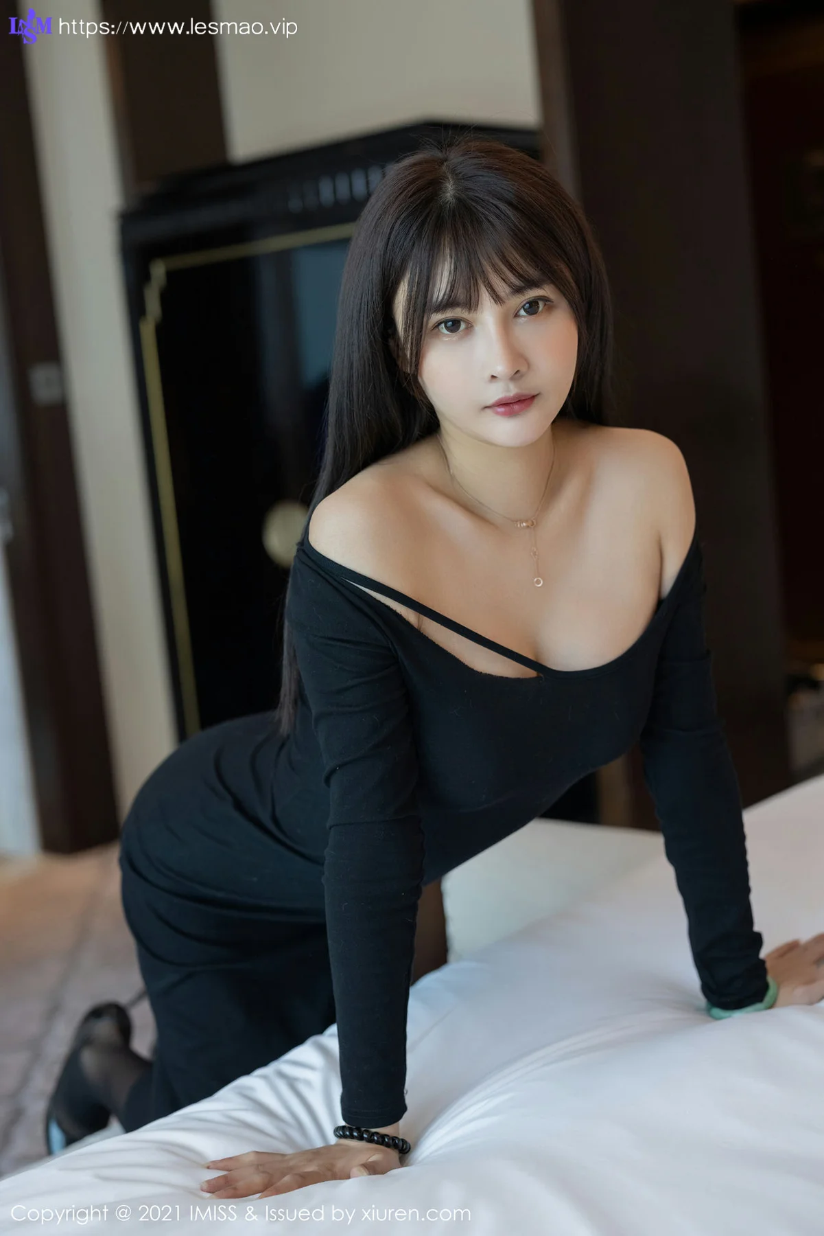 IMiss 爱蜜社 Vol.585 黑色魅惑 萌奈子 - 23
