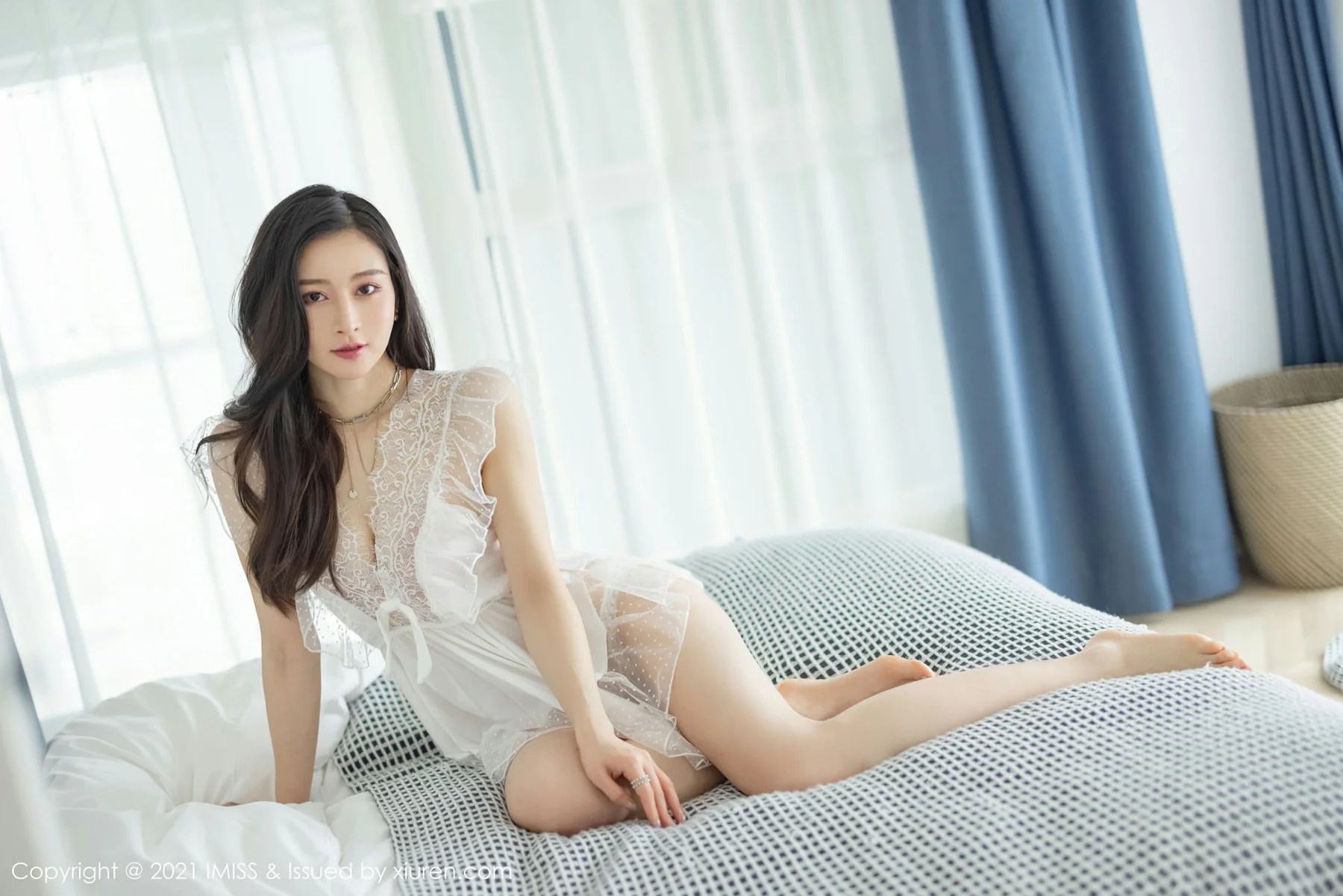 IMiss 爱蜜社 Vol.592 气质美女 Vanessa 性感魅力写真 - 26
