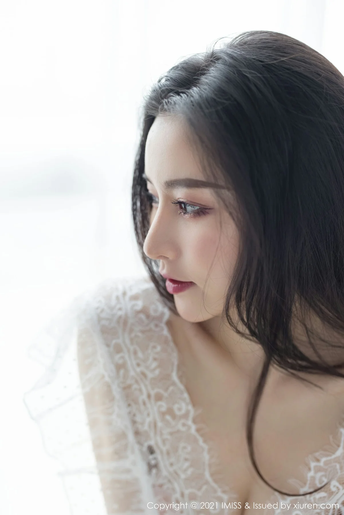 IMiss 爱蜜社 Vol.592 气质美女 Vanessa 性感魅力写真 - 39