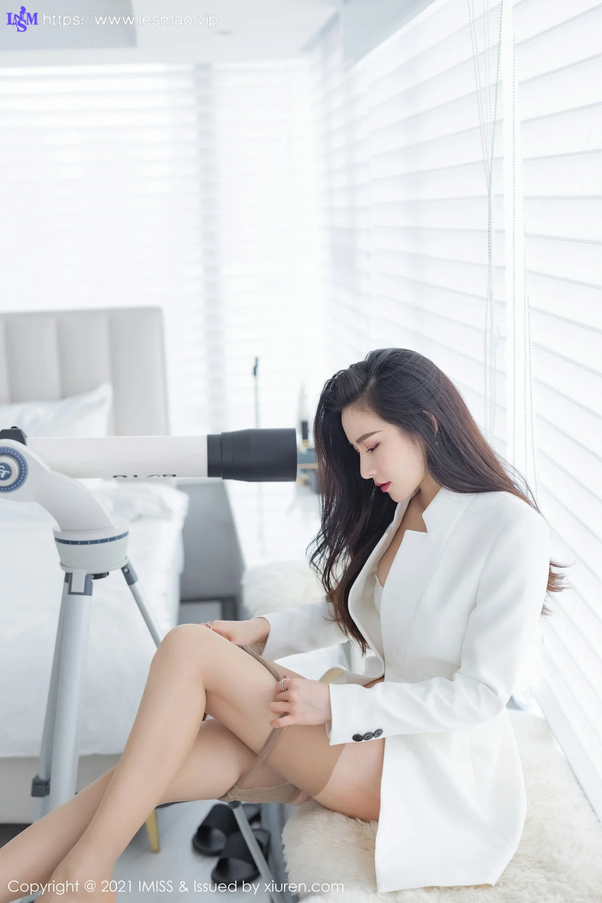 IMiss 爱蜜社 Vol.594 华丽服饰 Vanessa 性感写真 - 20