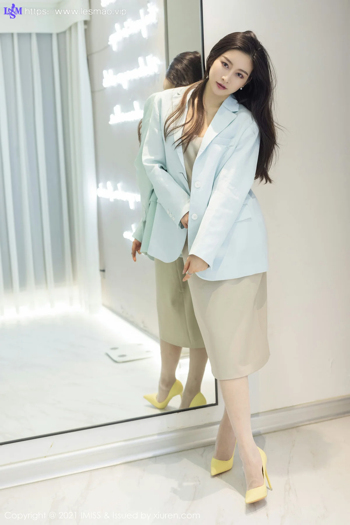 IMiss 爱蜜社 Vol.601 碎花与蕾丝内衣 Vanessa 气质美女写真3 - 7