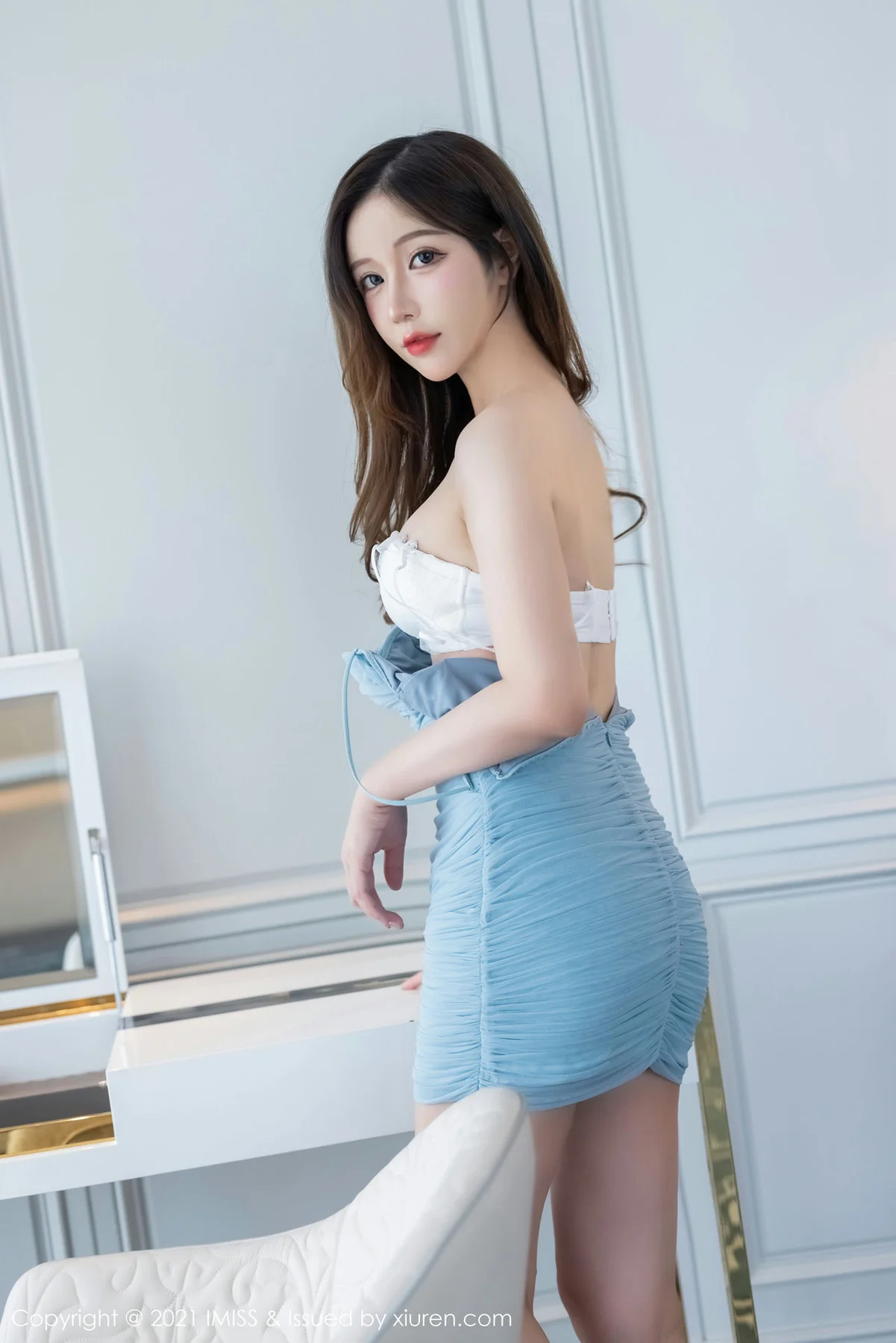 IMiss 爱蜜社 Vol.603 蓝色典雅吊裙 indaLinda 丝袜美腿写真3 - 23