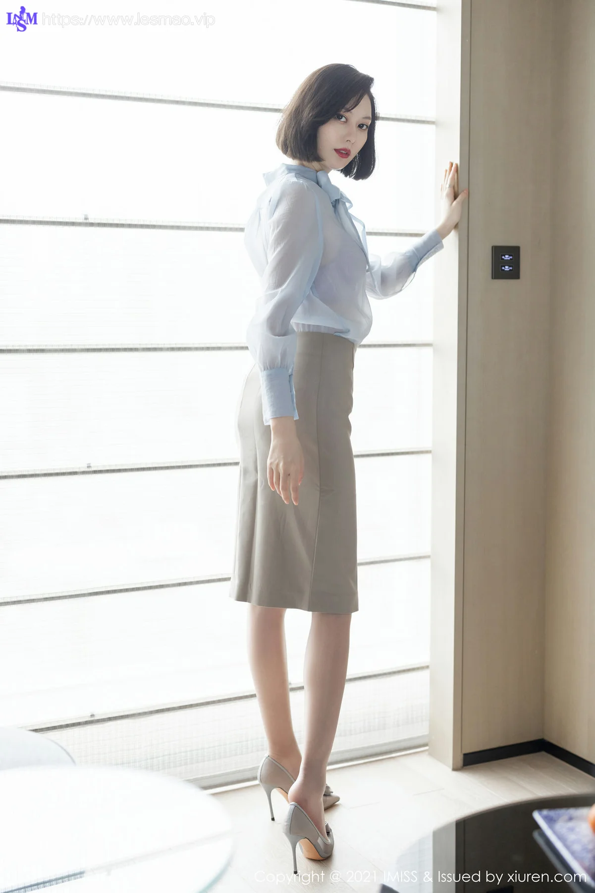 IMiss 爱蜜社 Vol.605 暖色调私房 艺轩 性感写真22 - 16