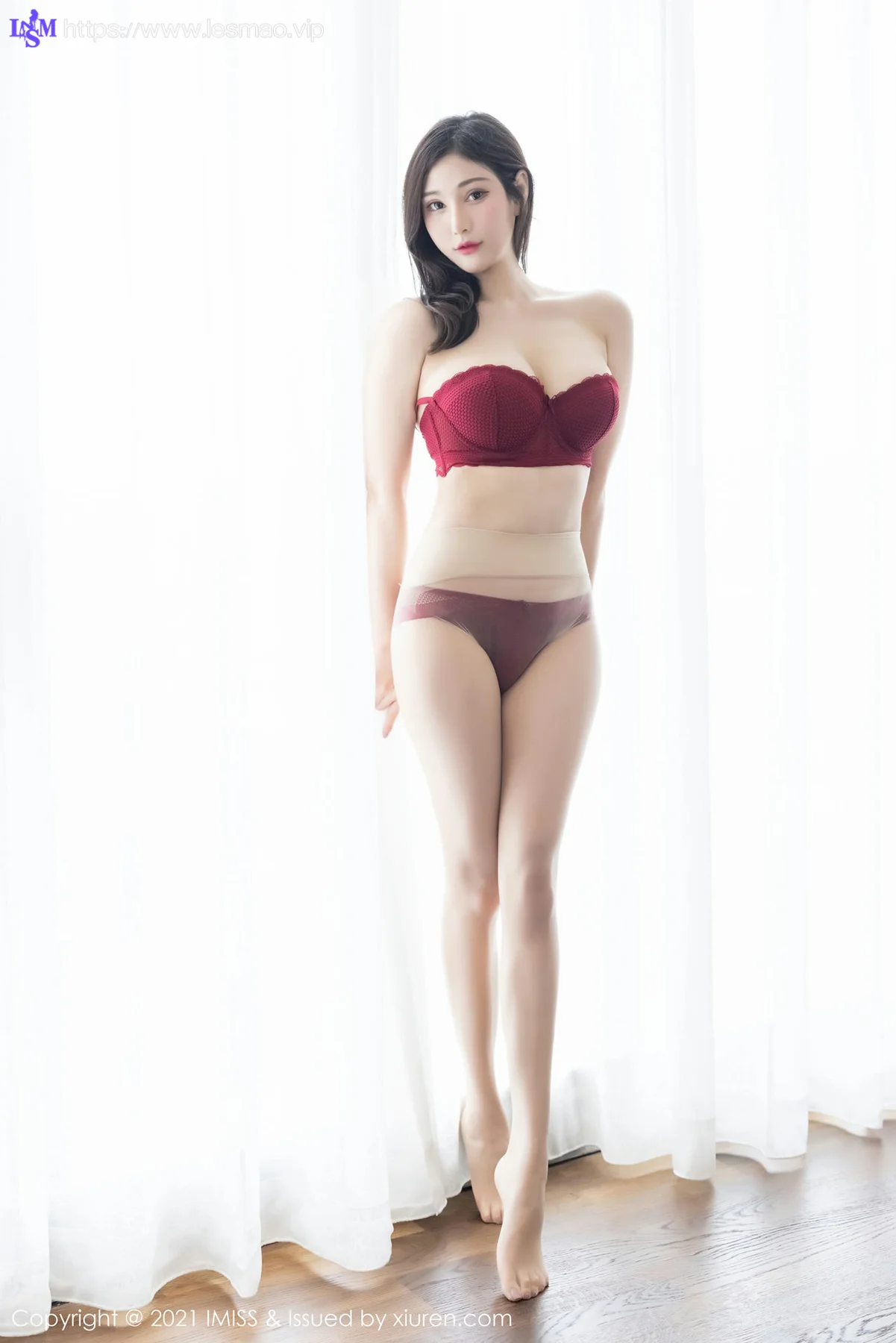 IMiss 爱蜜社 Vol.606 气质女神 Lavinia肉肉 性感写真3 - 19