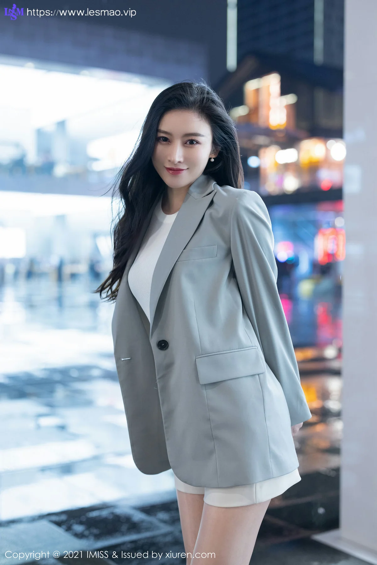 IMiss 爱蜜社 Vol.610  朦胧美腿 Vanessa 气质美女3 - 17