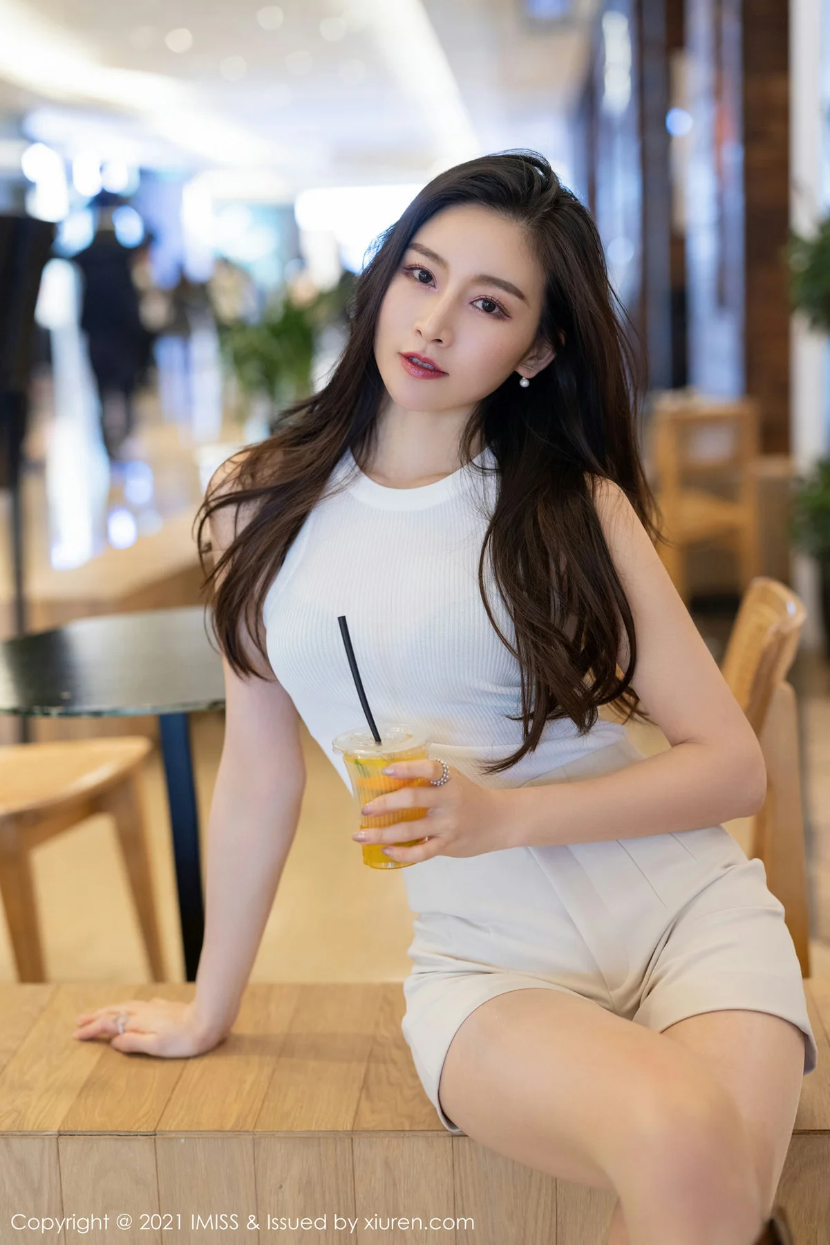 IMiss 爱蜜社 Vol.610  朦胧美腿 Vanessa 气质美女3 - 32