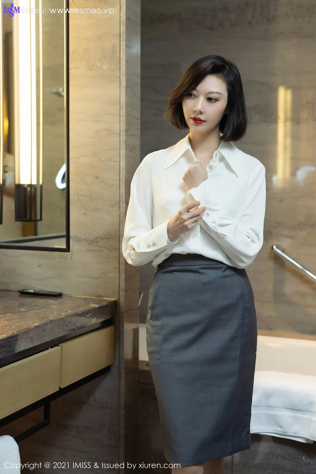 IMiss 爱蜜社 Vol.623 典雅OL 艺轩 性感写真3 - 32
