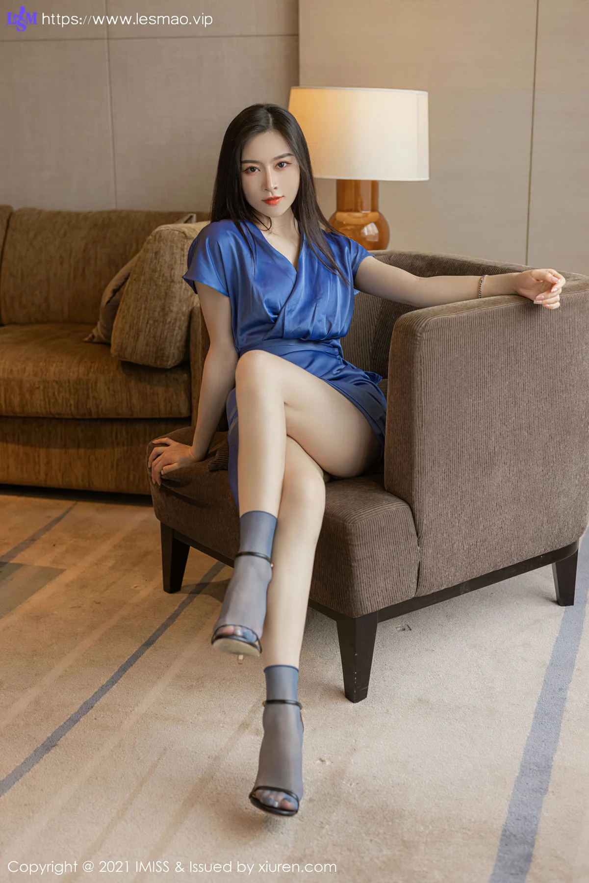 IMiss 爱蜜社 Vol.626 气质美女多姿礼裙 Vanessa 性感写真3 - 15