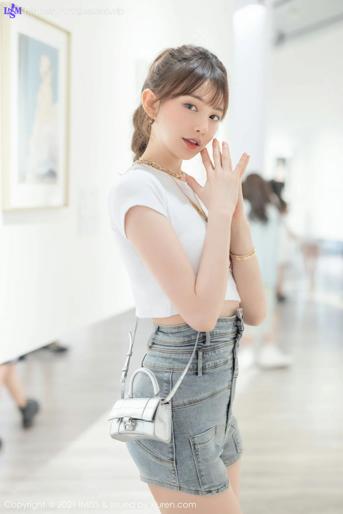 IMiss 爱蜜社 Vol.636   Lynn刘奕宁 茶艺与街拍气质女神写真 - 20