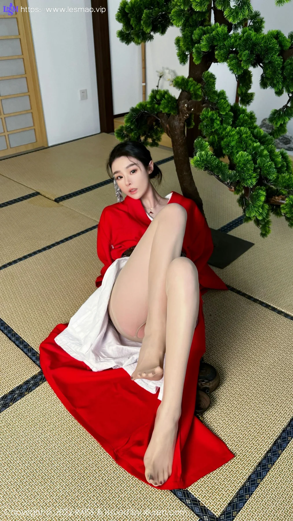IMiss 爱蜜社 Vol.669 新人模特 逗逗doudou 性感写真 - 18