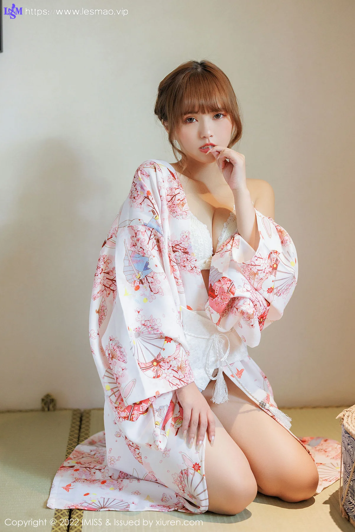 IMiss 爱蜜社 Vol.676 和服拍摄 张思允Nice 云南写真11 - 36