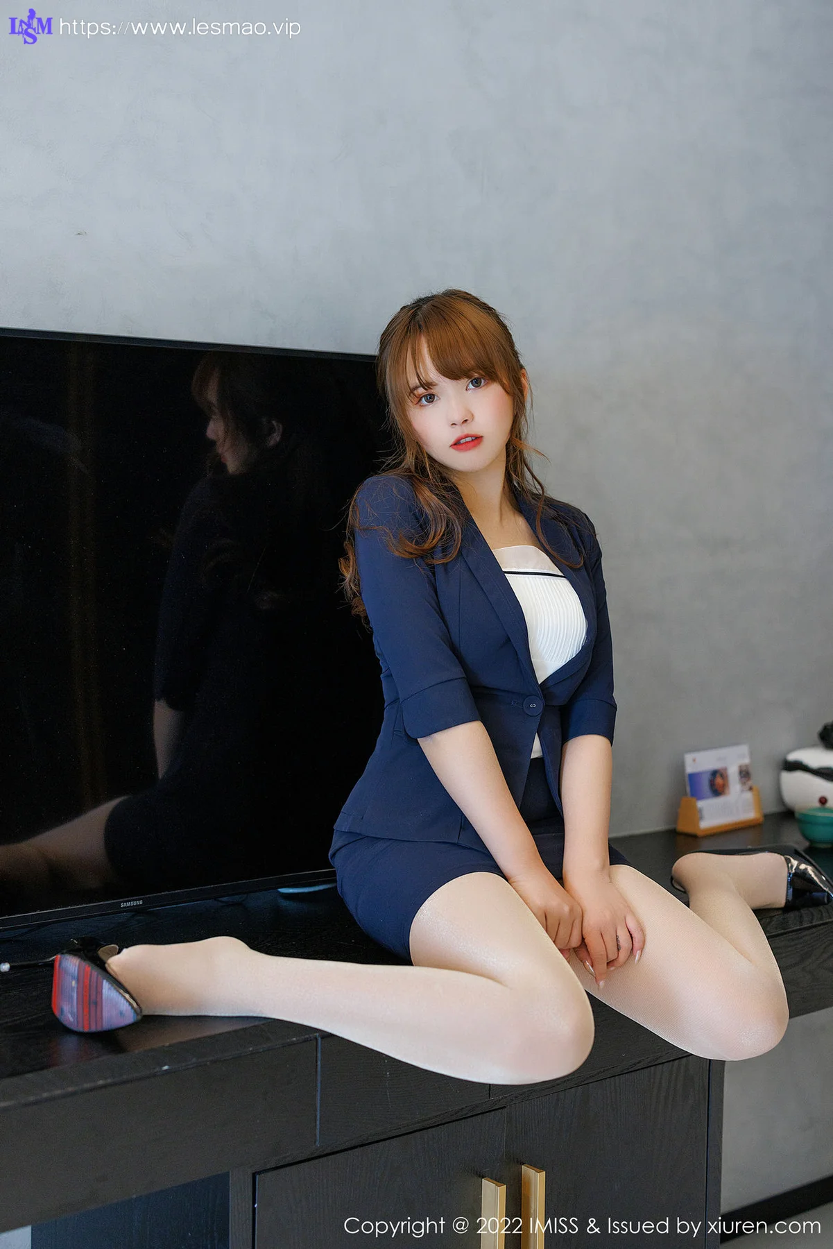 IMiss 爱蜜社 Vol.678 白色轻透上衣 张思允Nice 新人模特写真33 - 21