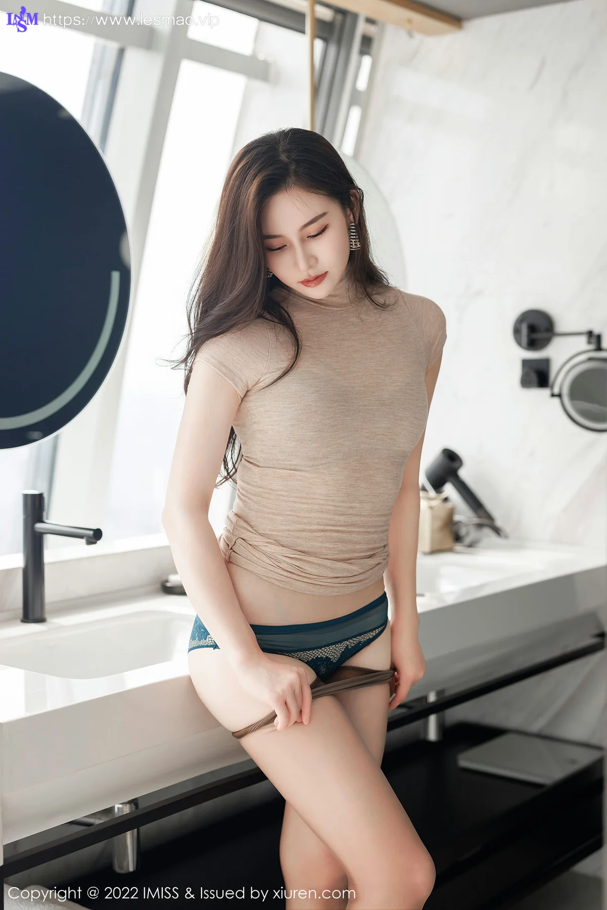 IMiss 爱蜜社 Vol.692 气质美女 Vanessa 性感写真 - 20