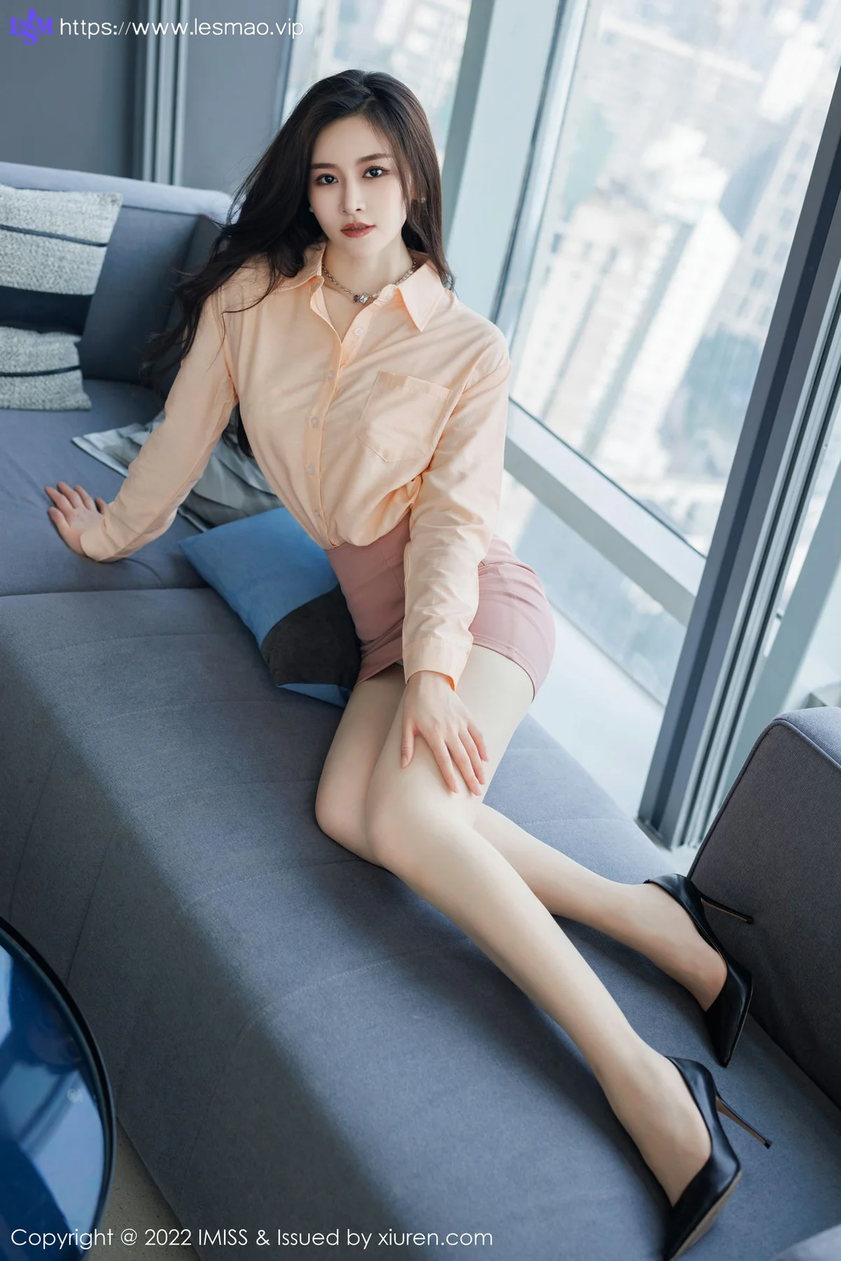IMiss 爱蜜社 Vol.694 气质美女 Vanessa 性感写真 - 13