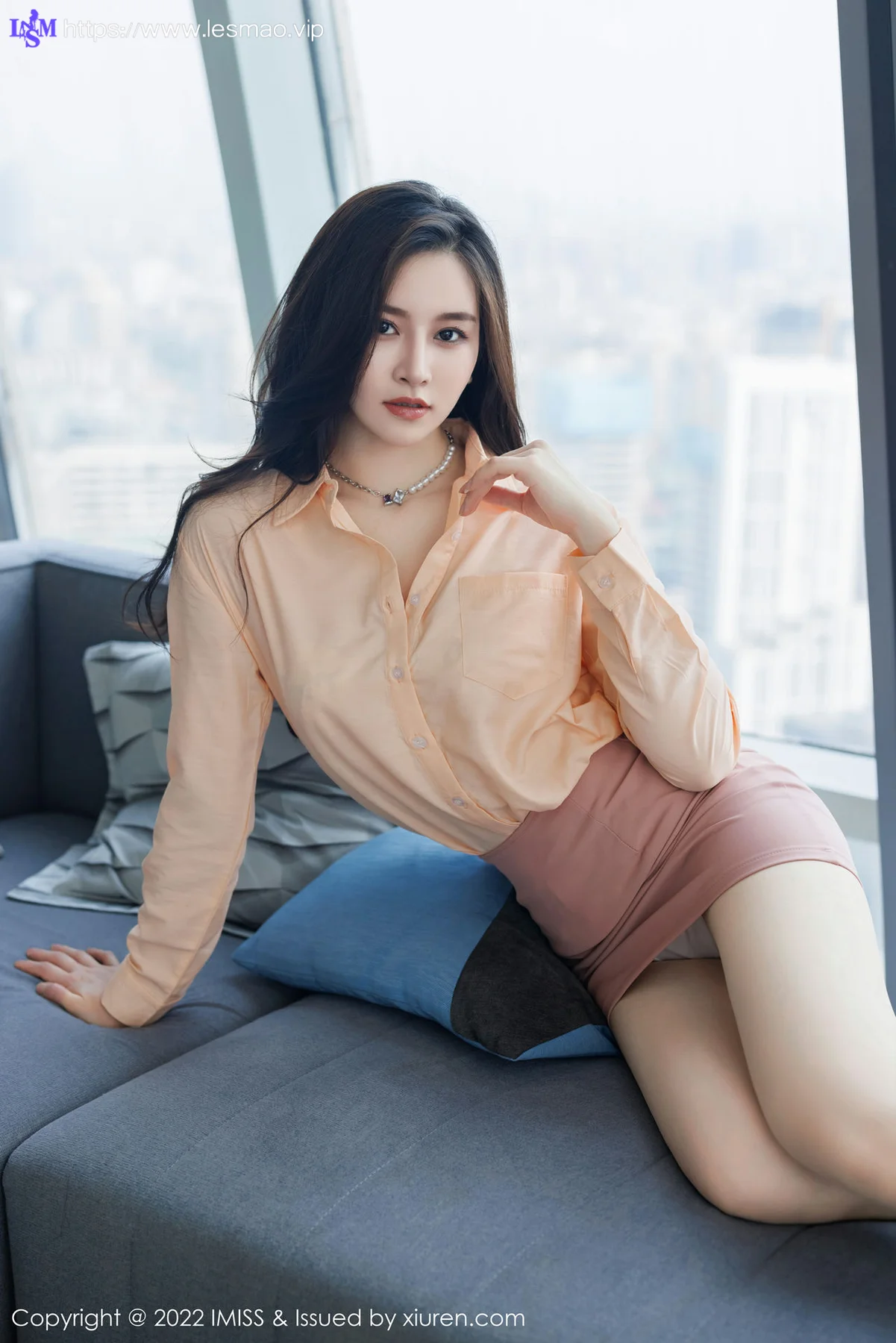 IMiss 爱蜜社 Vol.694 气质美女 Vanessa 性感写真 - 14