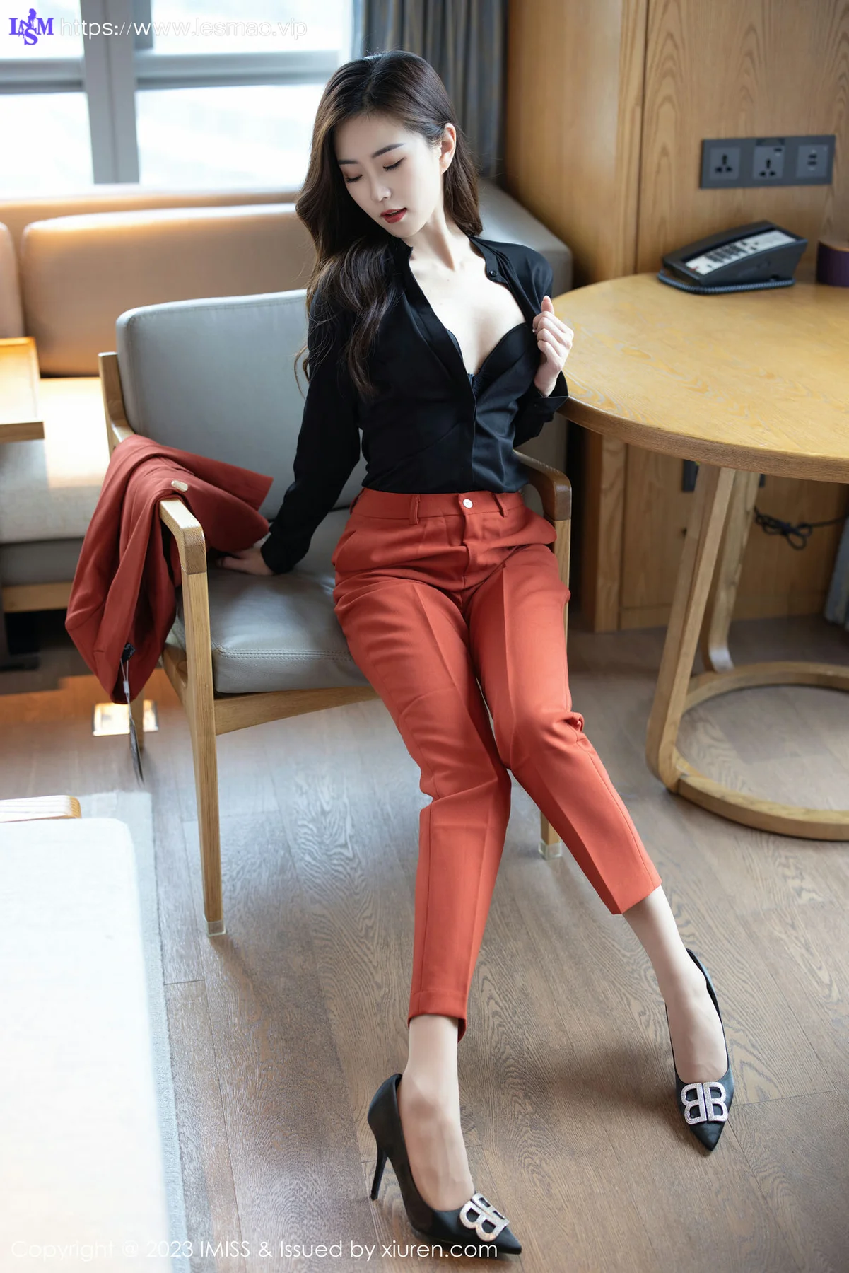 IMiss 爱蜜社 Vol.717 杨紫嫣candy 职场OL性感写真1 - 12