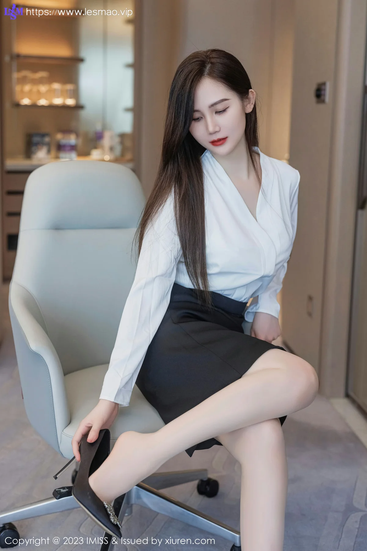 IMiss 爱蜜社 Vol.739 SISY思 黑色Ol性感写真 - 13