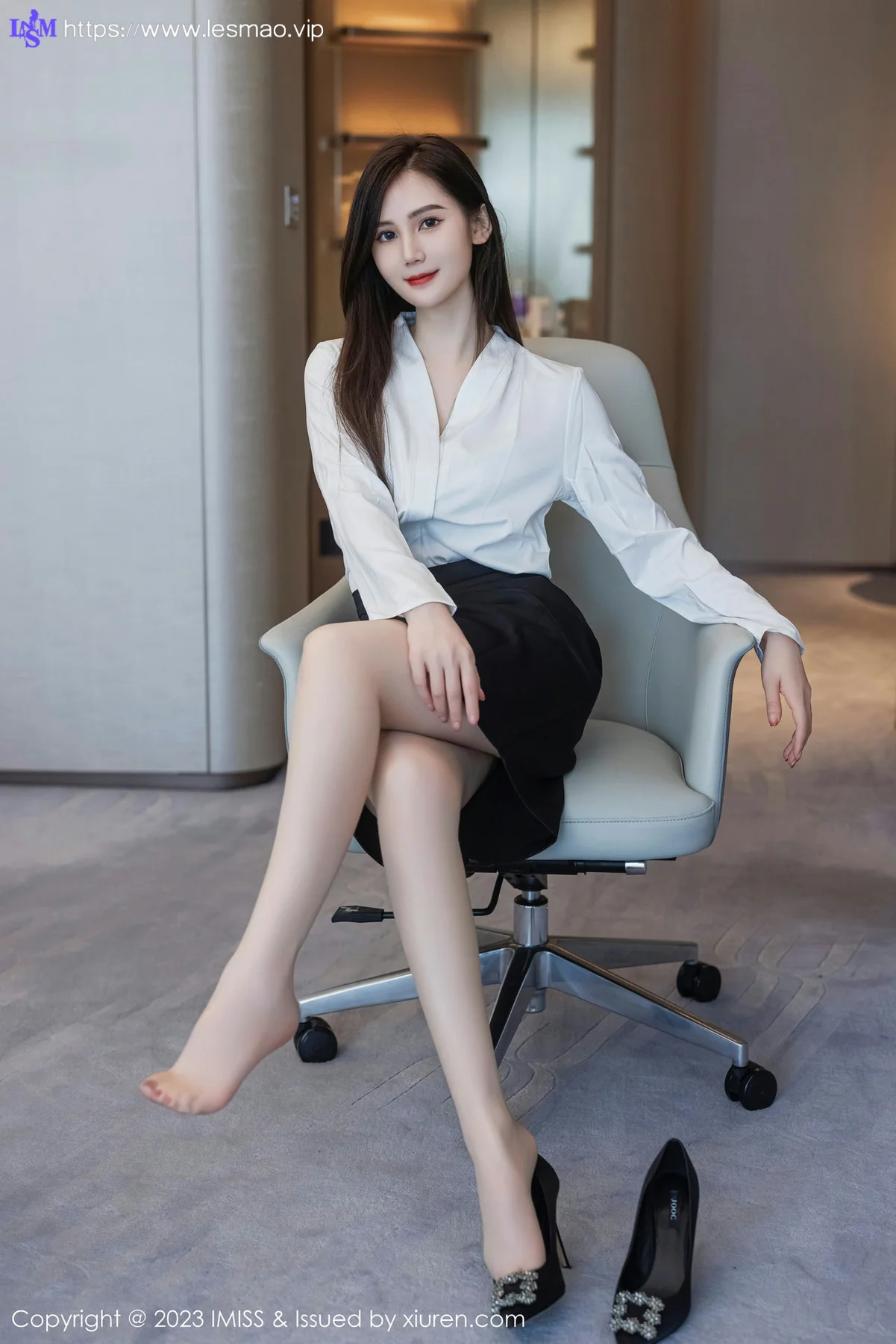 IMiss 爱蜜社 Vol.739 SISY思 黑色Ol性感写真 - 14