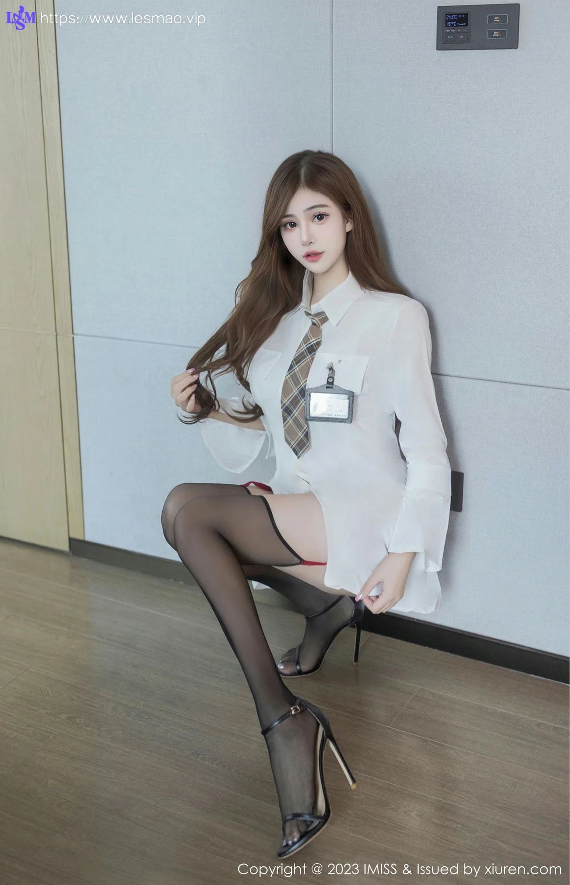 IMiss 爱蜜社 Vol.741 Lavinia肉肉 魅惑黑丝性感写真33 - 13
