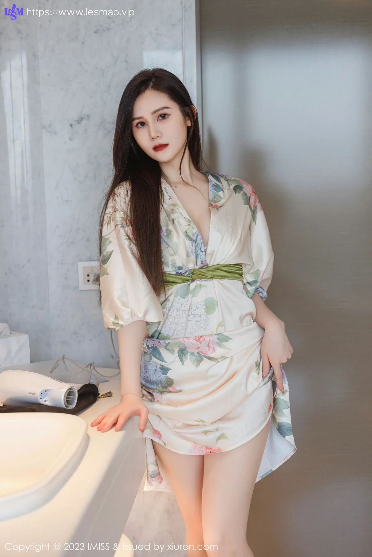 IMiss 爱蜜社 Vol.745 SISY思 诱人原色丝袜性感写真 - 9