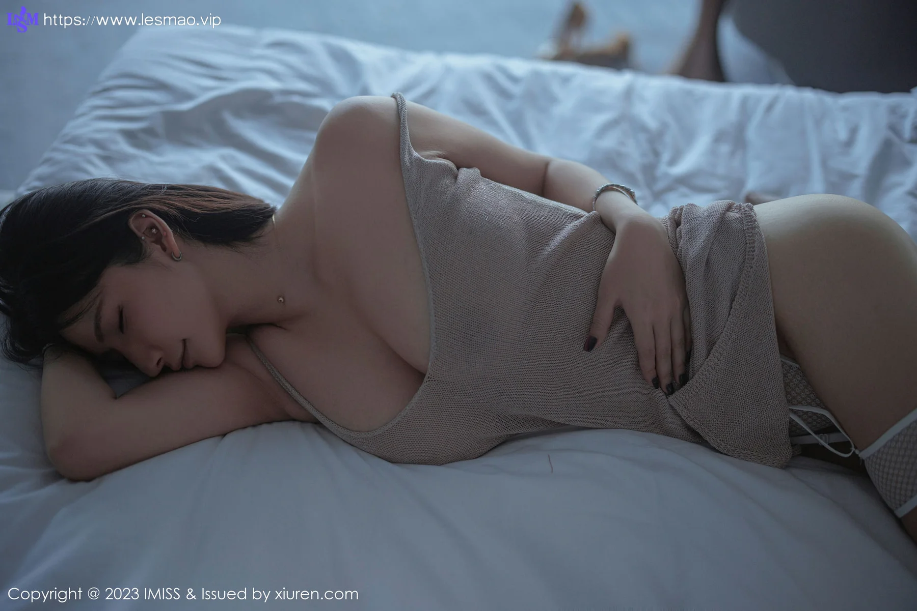 IMiss 爱蜜社 Vol.752 Evon陈赞之 吊带短裙最新性感写真3 - 43